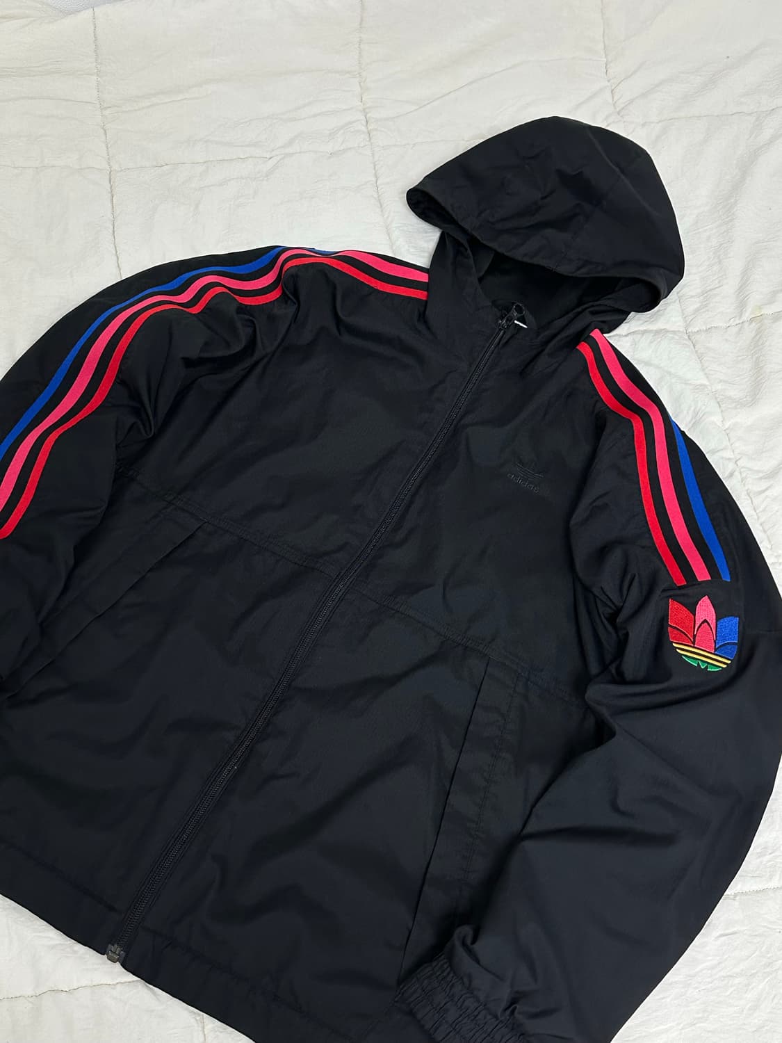 아디다스 파이어버드 삼선 후드 바람막이 미디움 상품이미지3