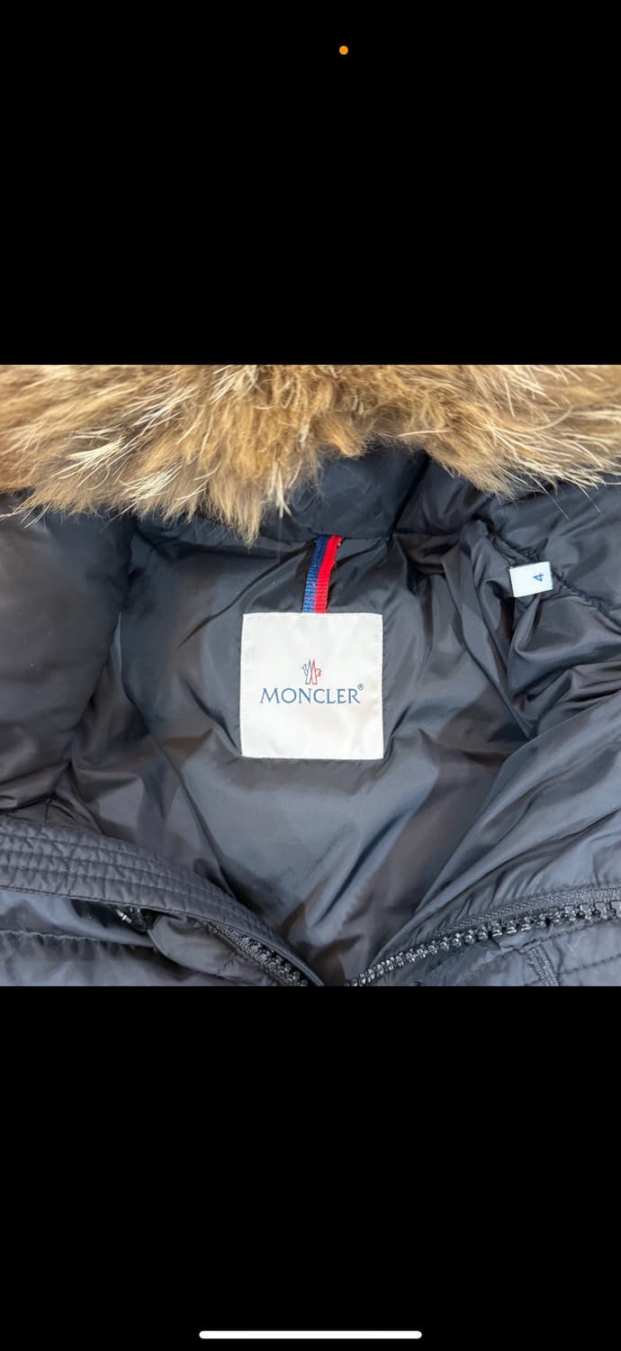 [리오브전포점] 몽클레어 클루니 와펜 패치 패딩 상품이미지4