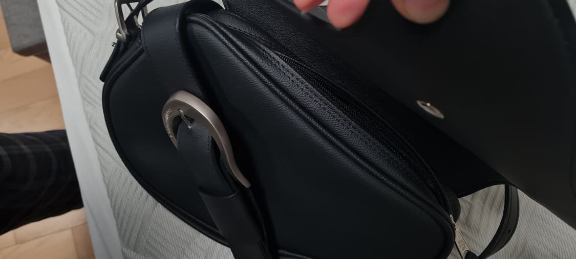 이우가마카라스 숄더백 상품이미지3