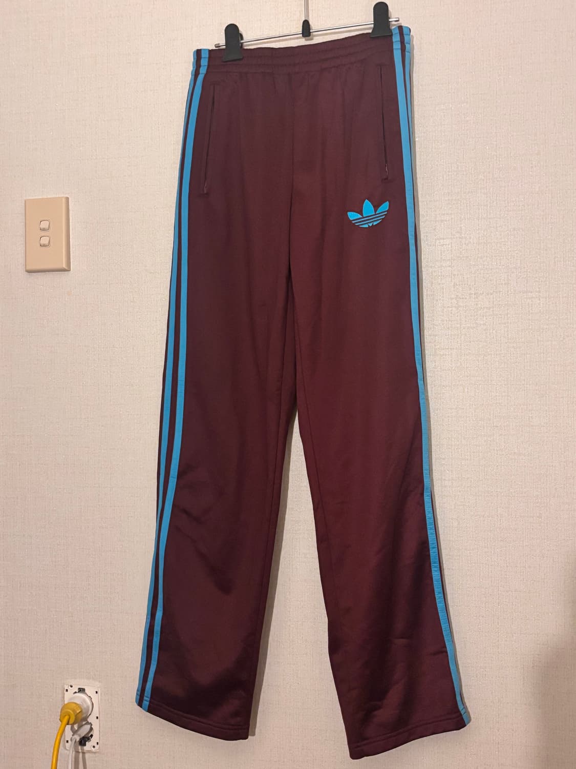 Adidas 트랙팬츠(기모) 자주*스카이블루 상품이미지3