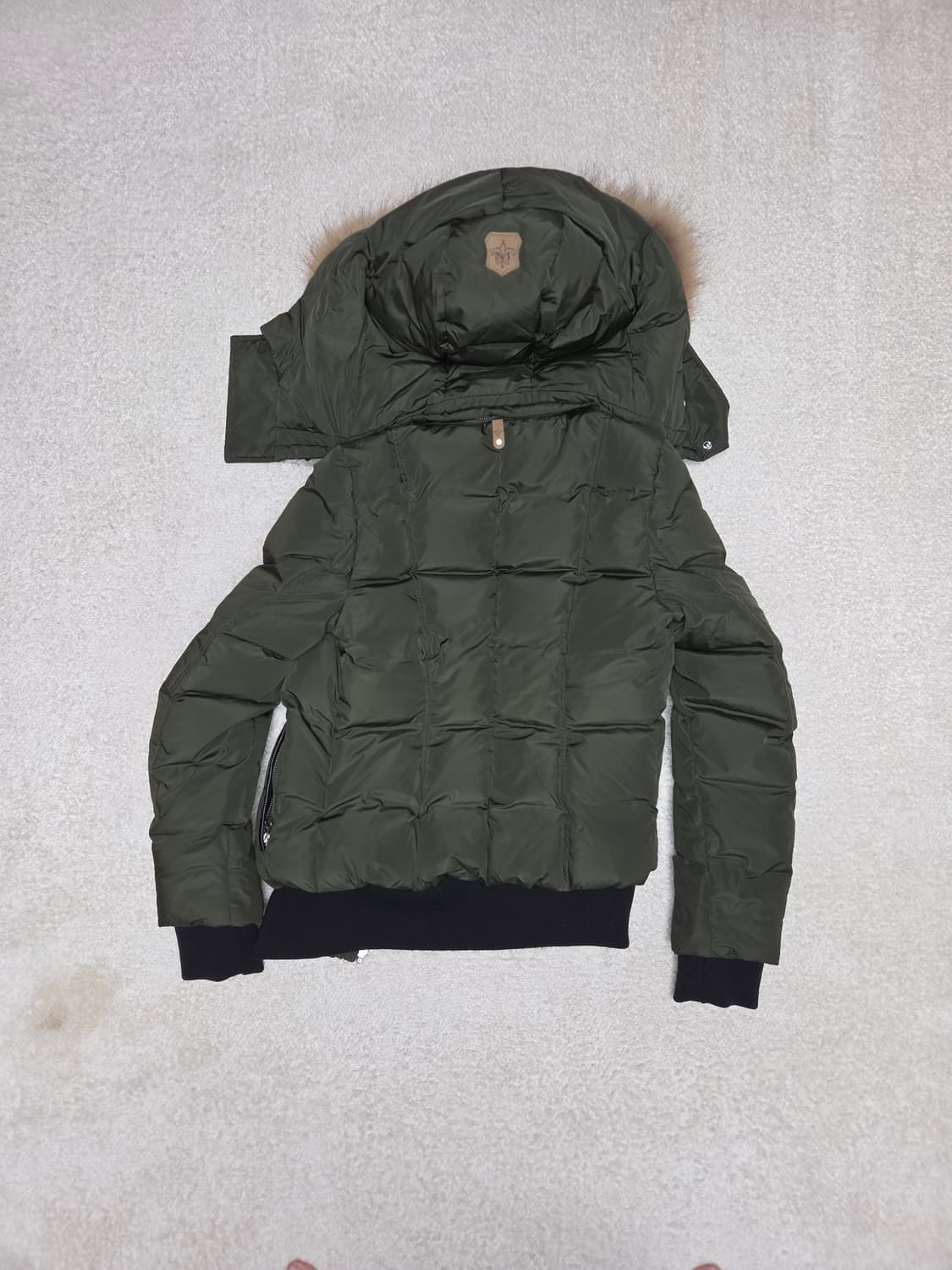 맥케이지 여성 패딩 카키 상품이미지3