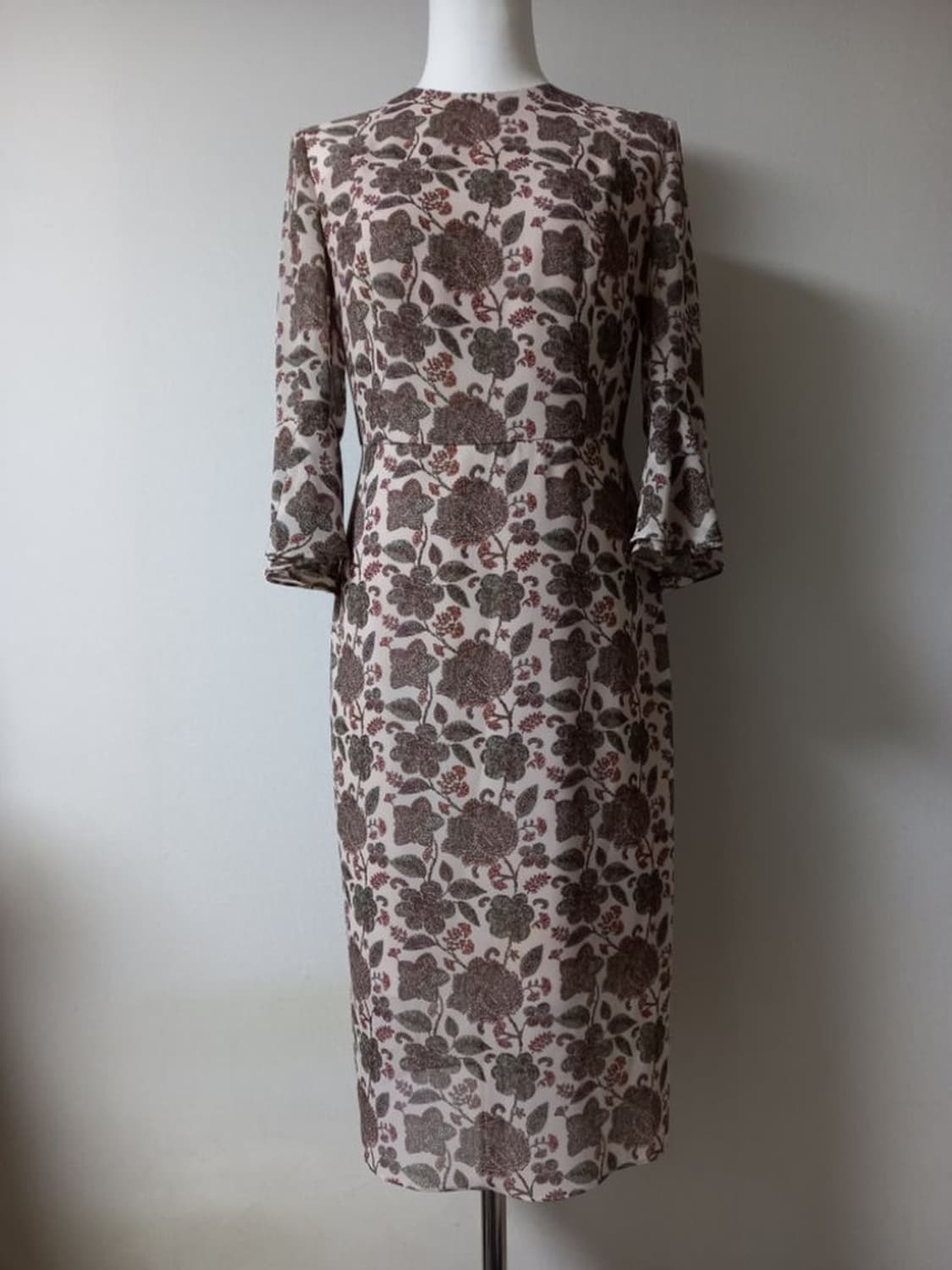 모조에스핀 원피스 상품이미지1