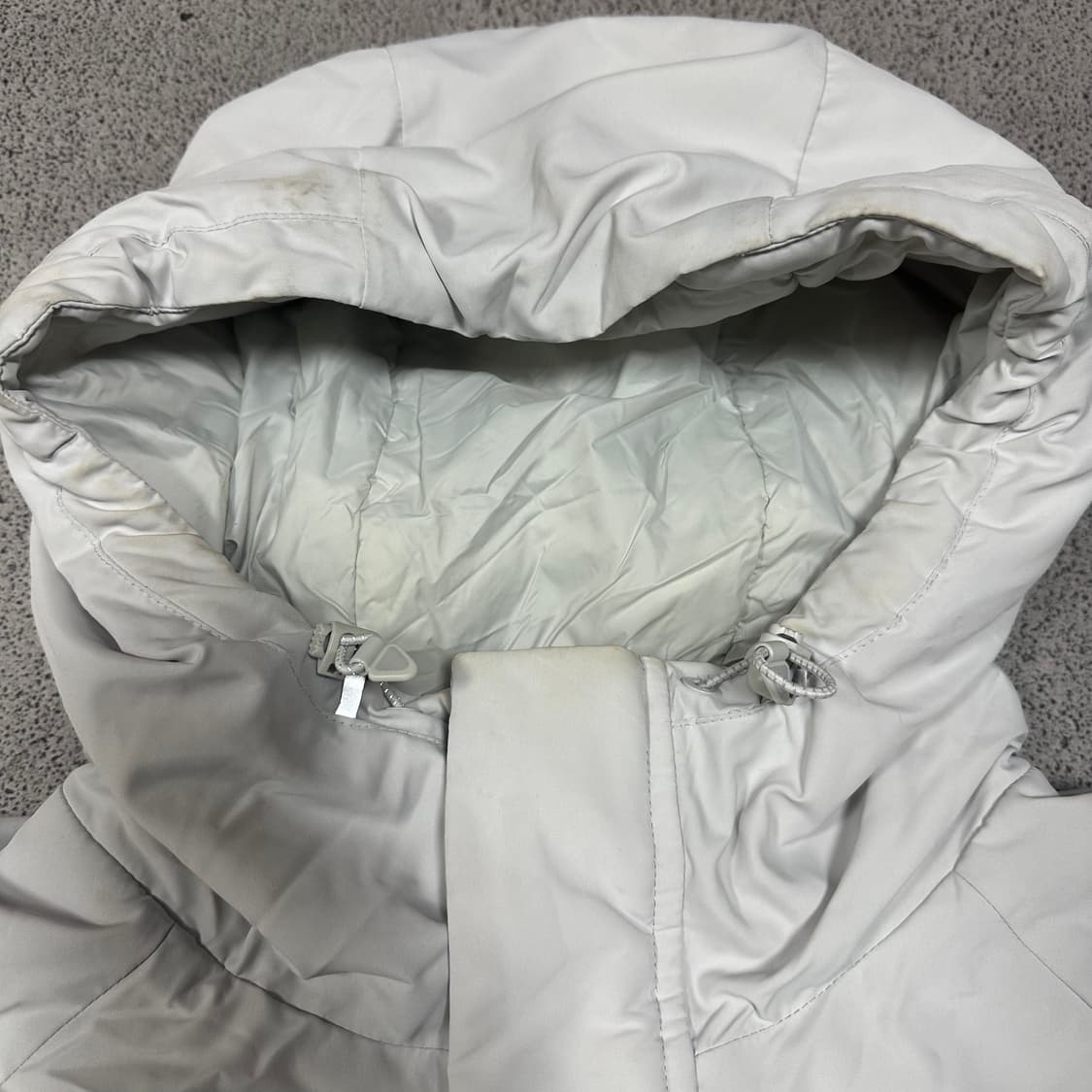 ✨ (바배) 엄브로 누빔 바람막이 자켓 상품이미지6