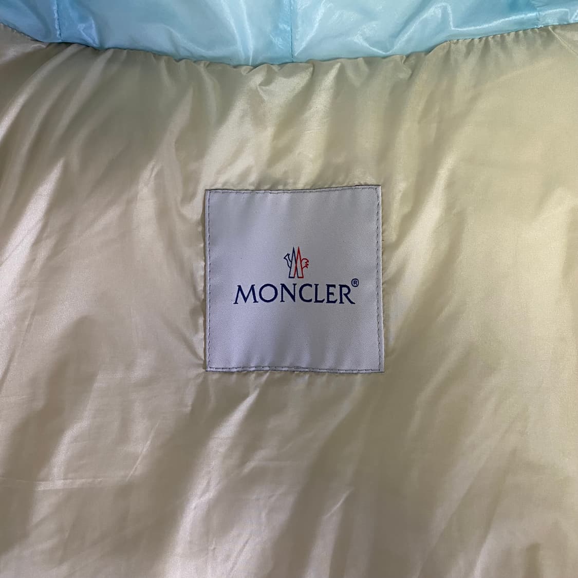 [00] 몽클레어 X 딩윤장 조사 로고 퀄티드 쉘 후드 다운 자켓 패딩 상품이미지7