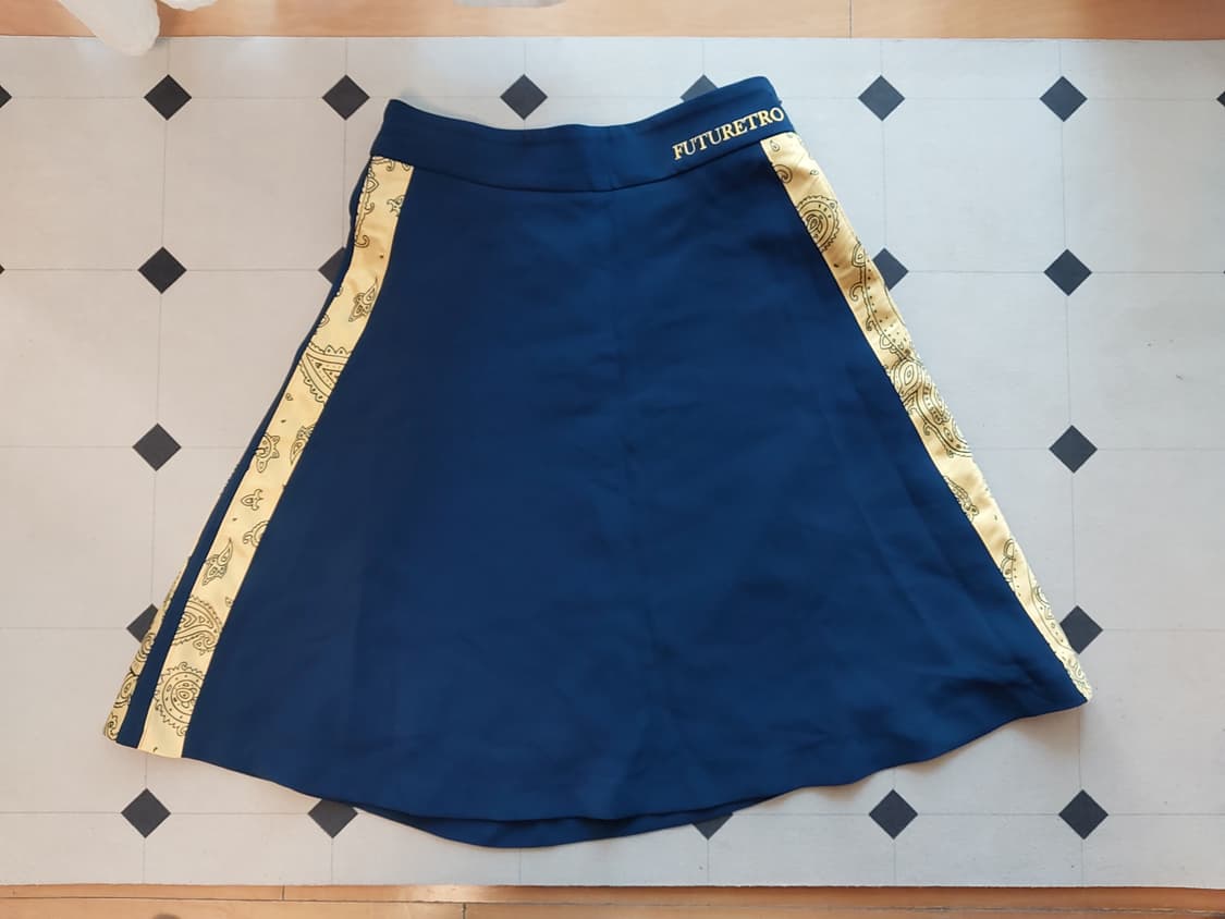 퓨처레트로 FUTURETRO 네이비 스커트S 상품이미지3