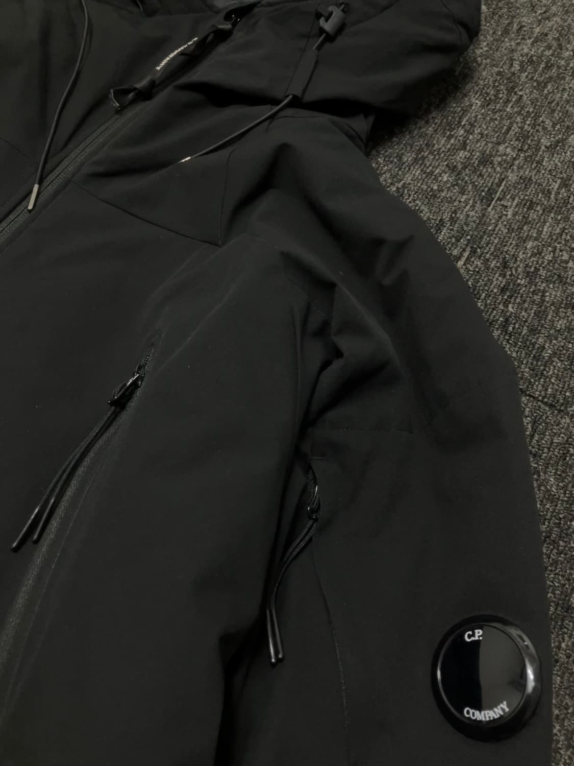 cp company pro-tek 프리마로프트 유틸리티 자켓 상품이미지3