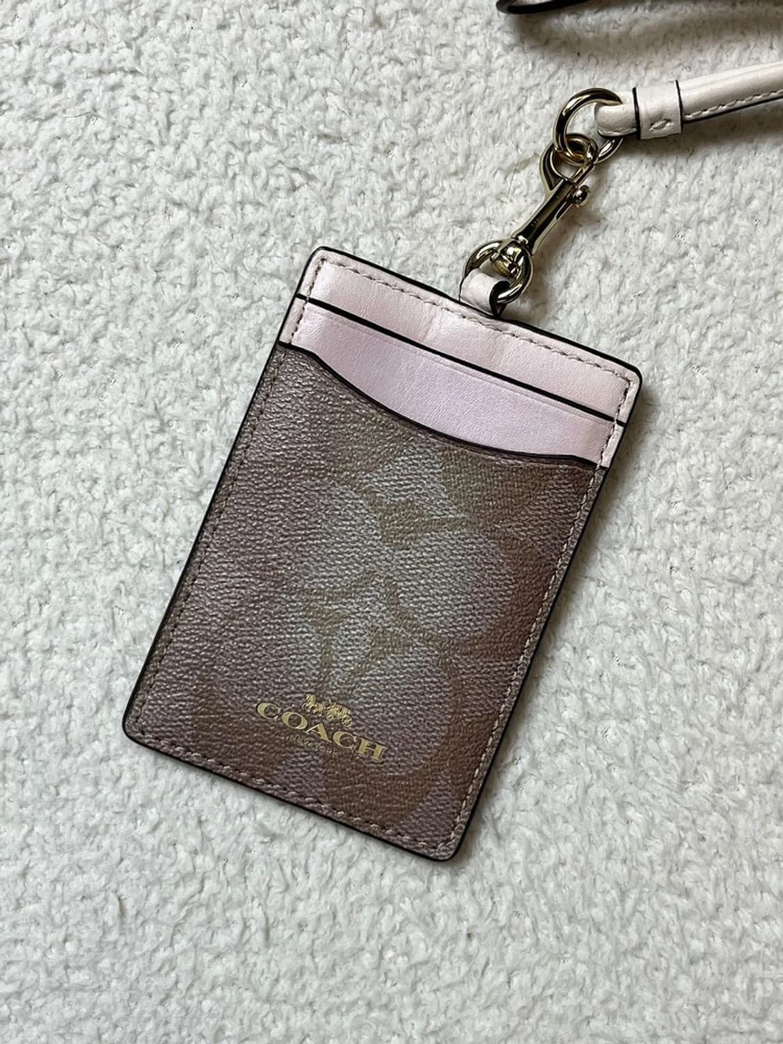 코치 시그니처 캔버스 ID 랜야드 카드지갑 A1779 상품이미지2