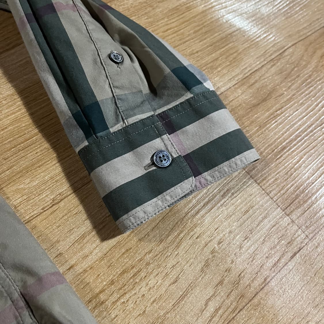 [105] 버버리 넬슨체크 셔츠 상품이미지6