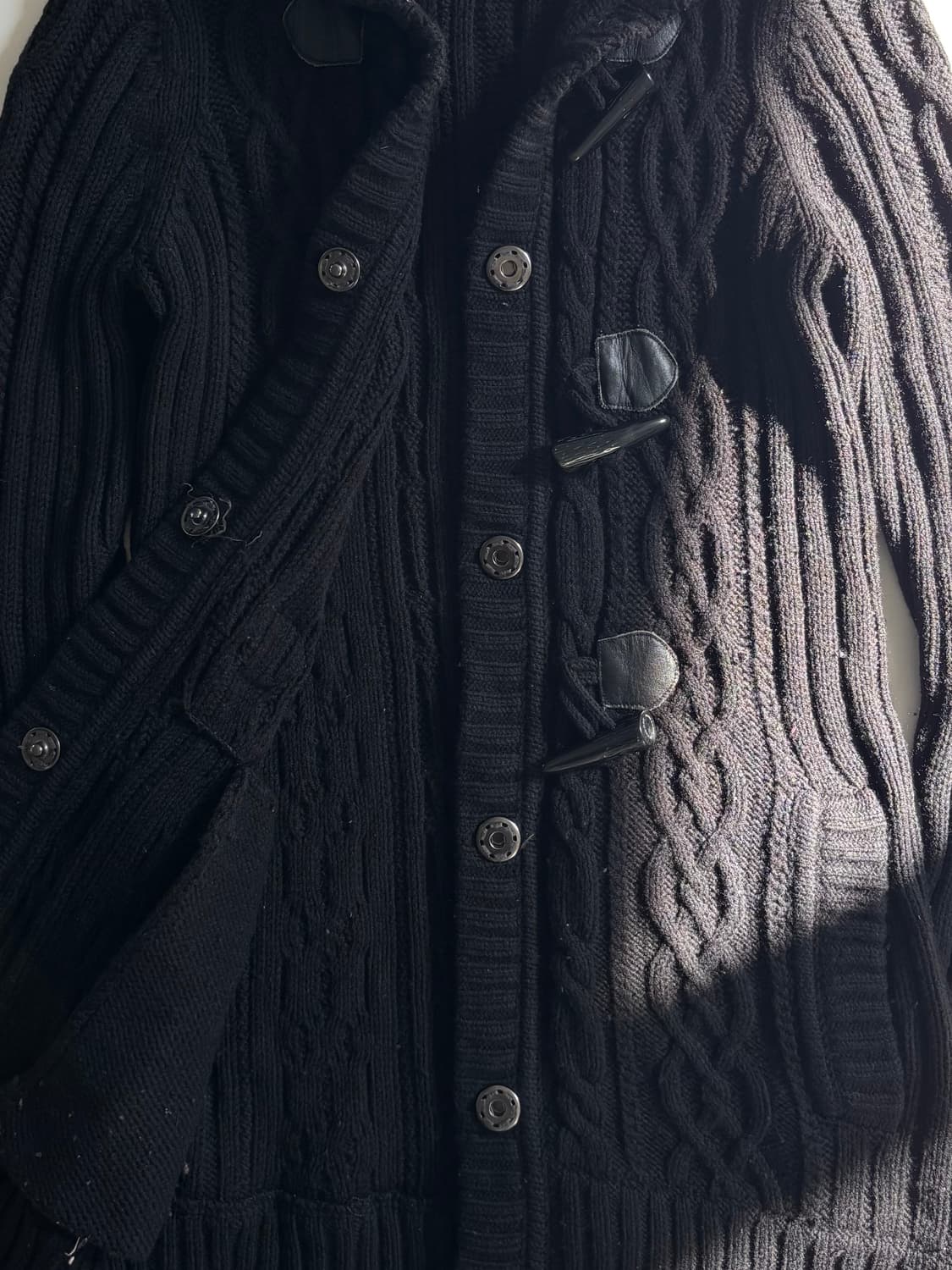 Burberry 버버리 블루라벨 블랙컬러 케이블 더플 후드 가디건 상품이미지8