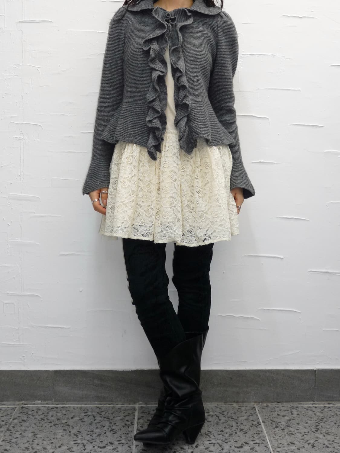 charcoal ruffle cardigan 상품이미지5