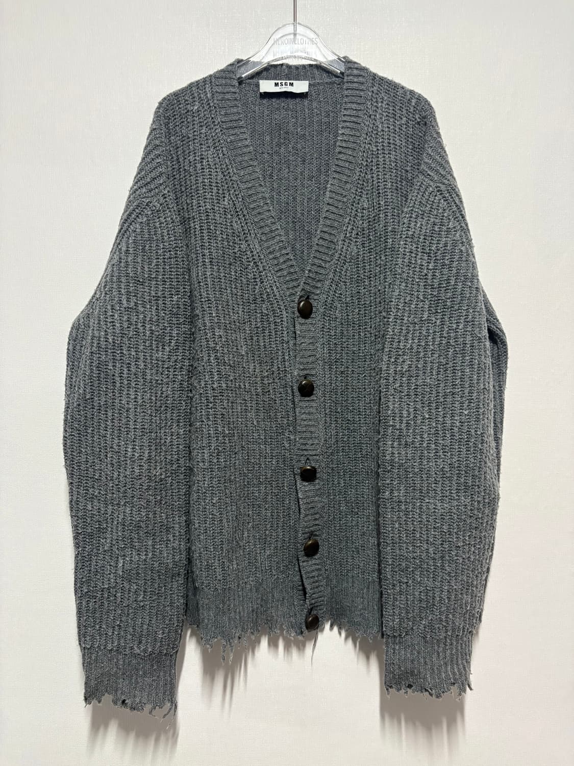 [L] MSGM Damage Cardigan Gray 상품이미지1