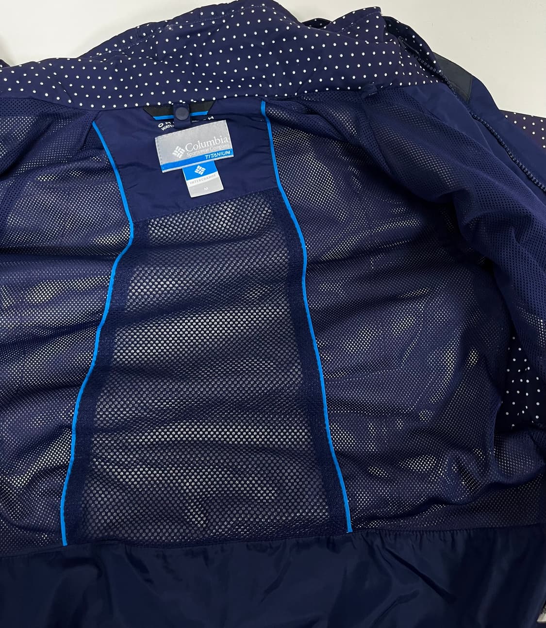컬럼비아 도트 땡땡이 바람막이 상품이미지6