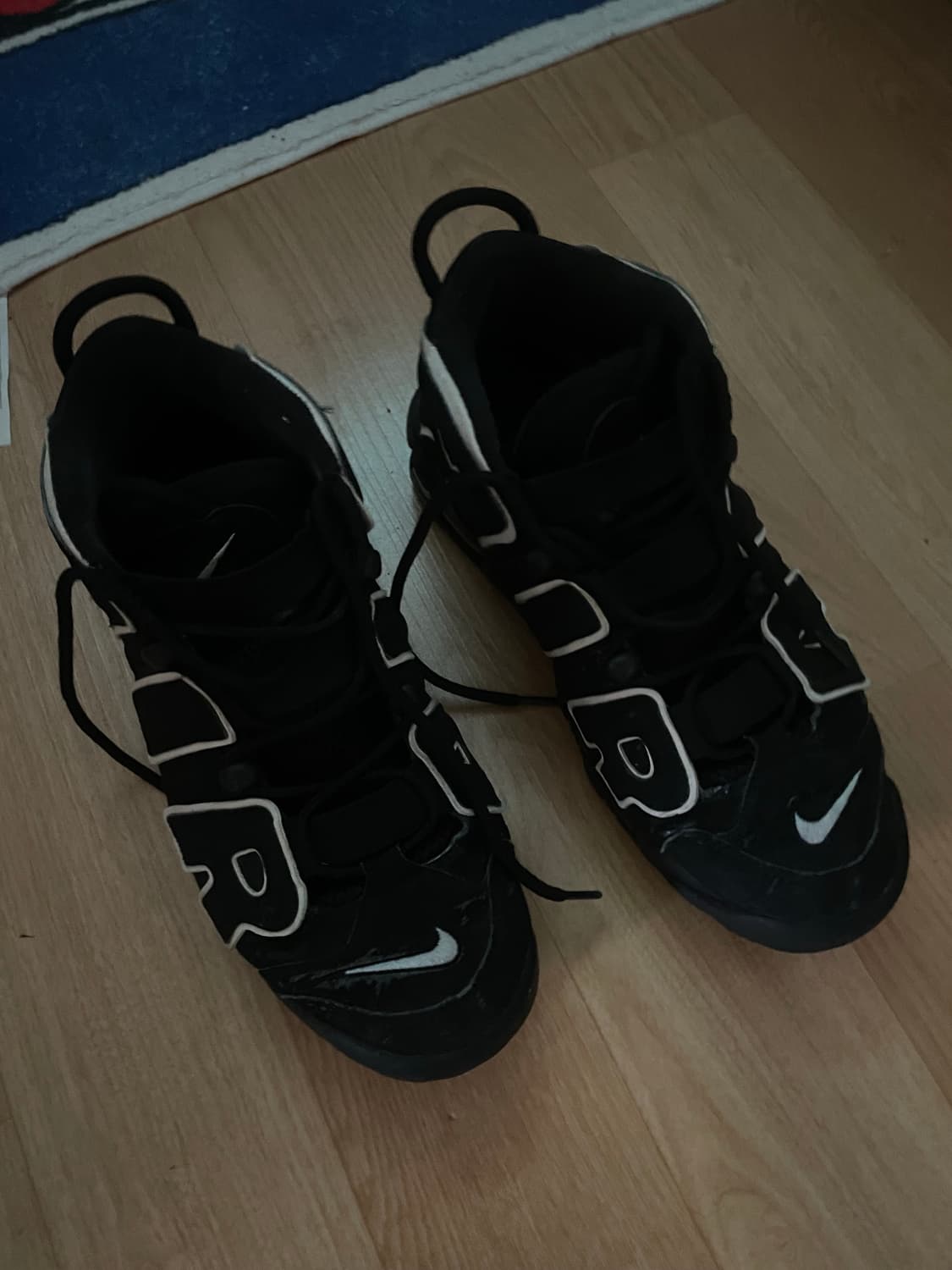 나이키 에어 모어 업템포 상품이미지1