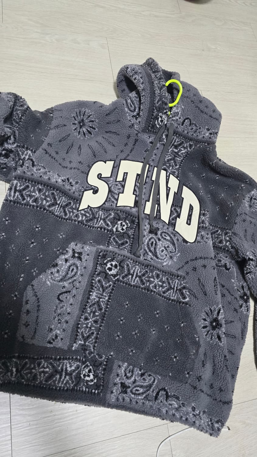 제너럴아이디어 스탠다드 페이즐리 후리스 상품이미지1