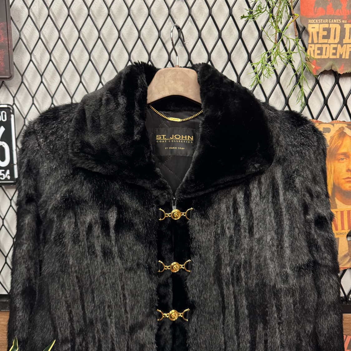 90s 세인트 존 빈티지 퍼카라 퍼자켓 금장 버튼 포인트 블랙 상품이미지3