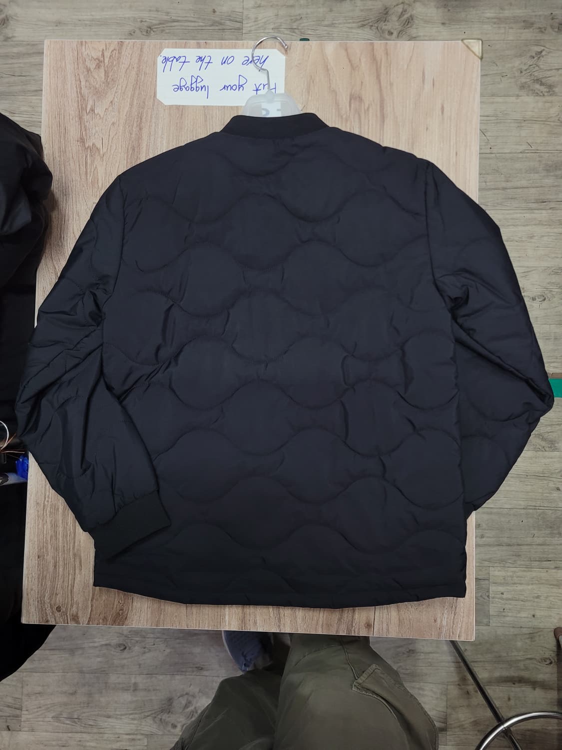 노스페이스 양면 블랙 퀄딩 경량 패딩 상품이미지2