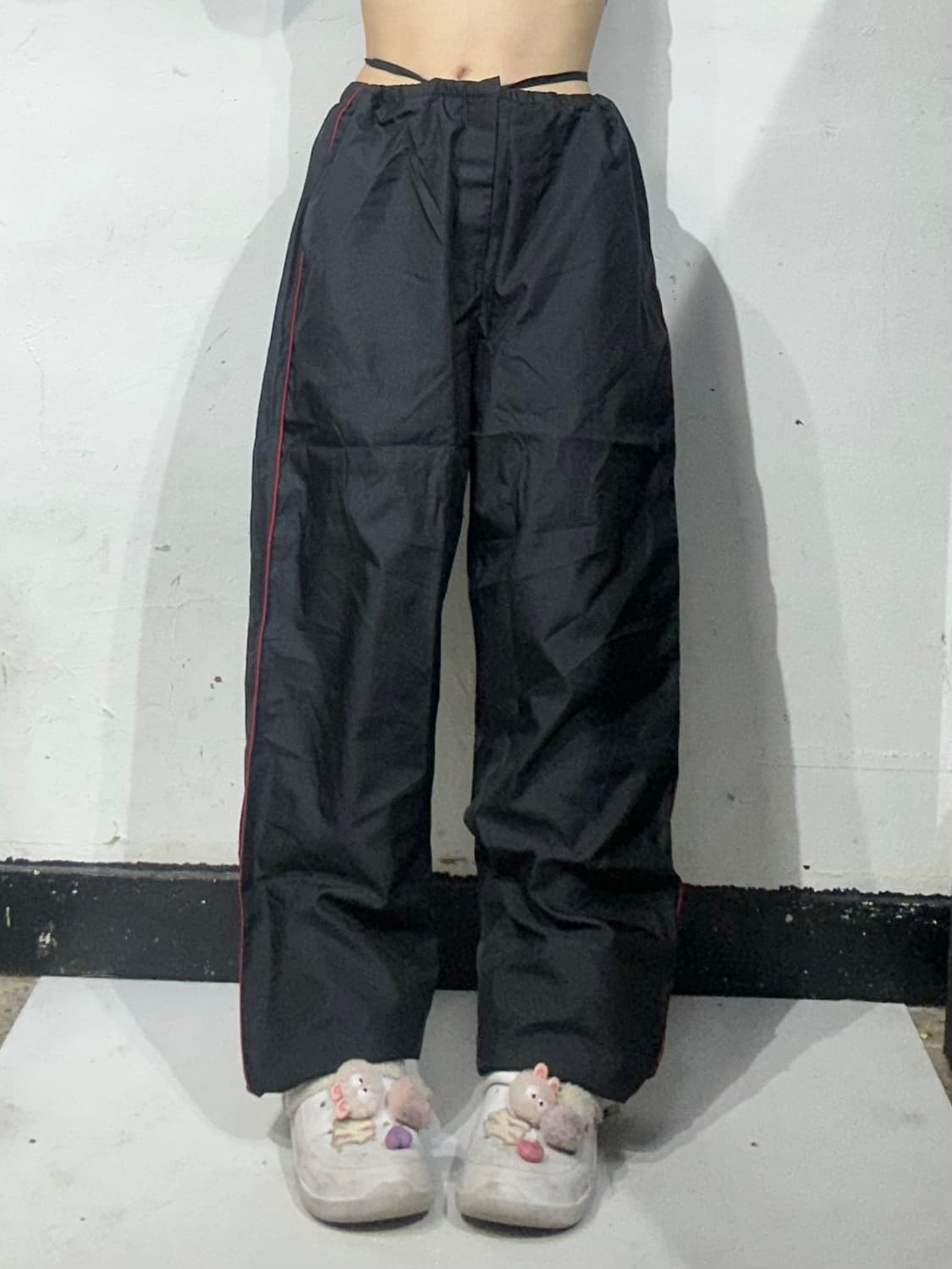 갭 와이드 블랙 버건디 사이드 라인 트랙 팬츠 L 상품이미지2