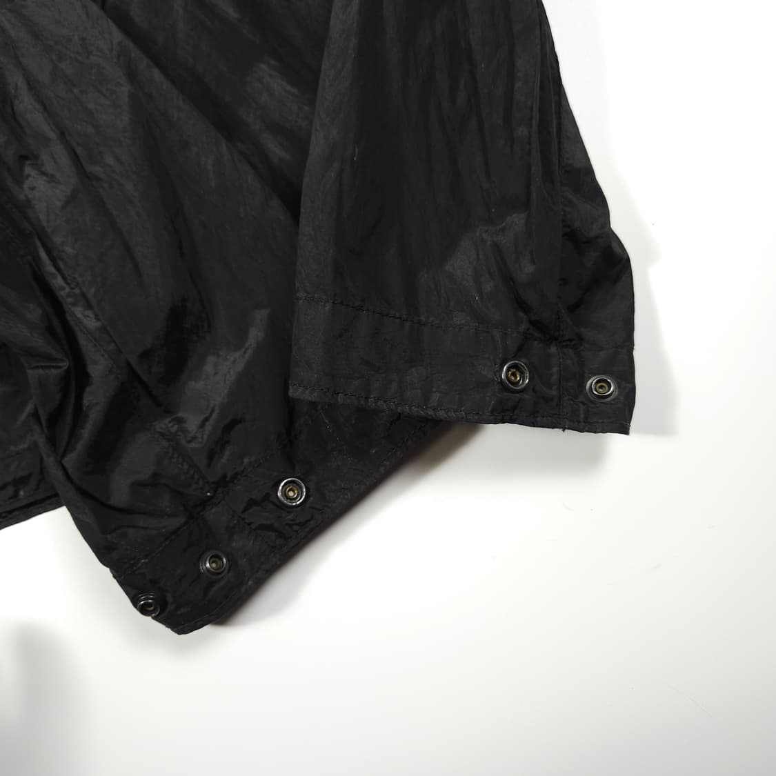 스톤아일랜드 와펜 바람막이 블랙 상품이미지6