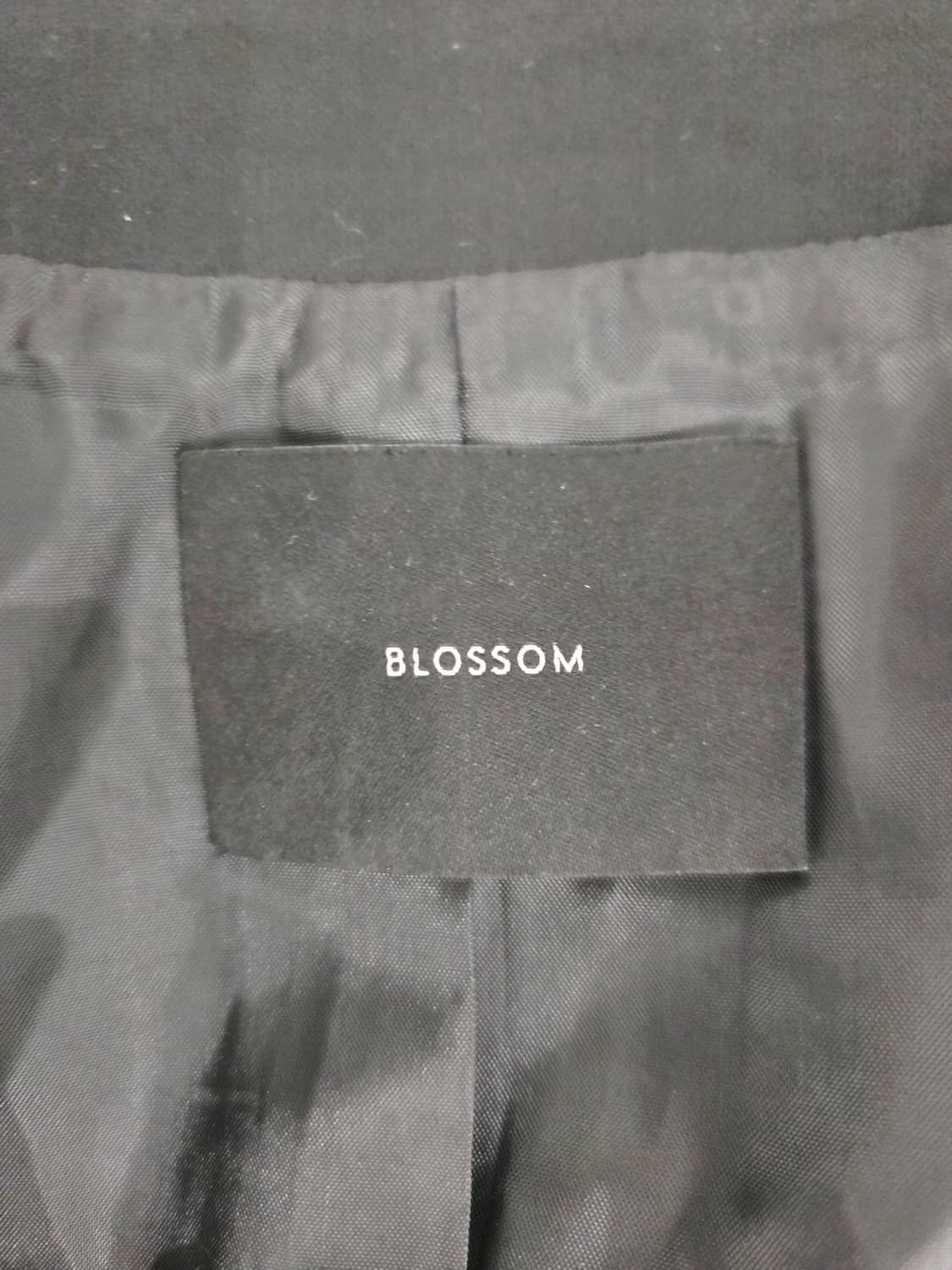 BLOSSOM 블러썸 블랙 피크드 라펠 싱글 자켓 상품이미지7