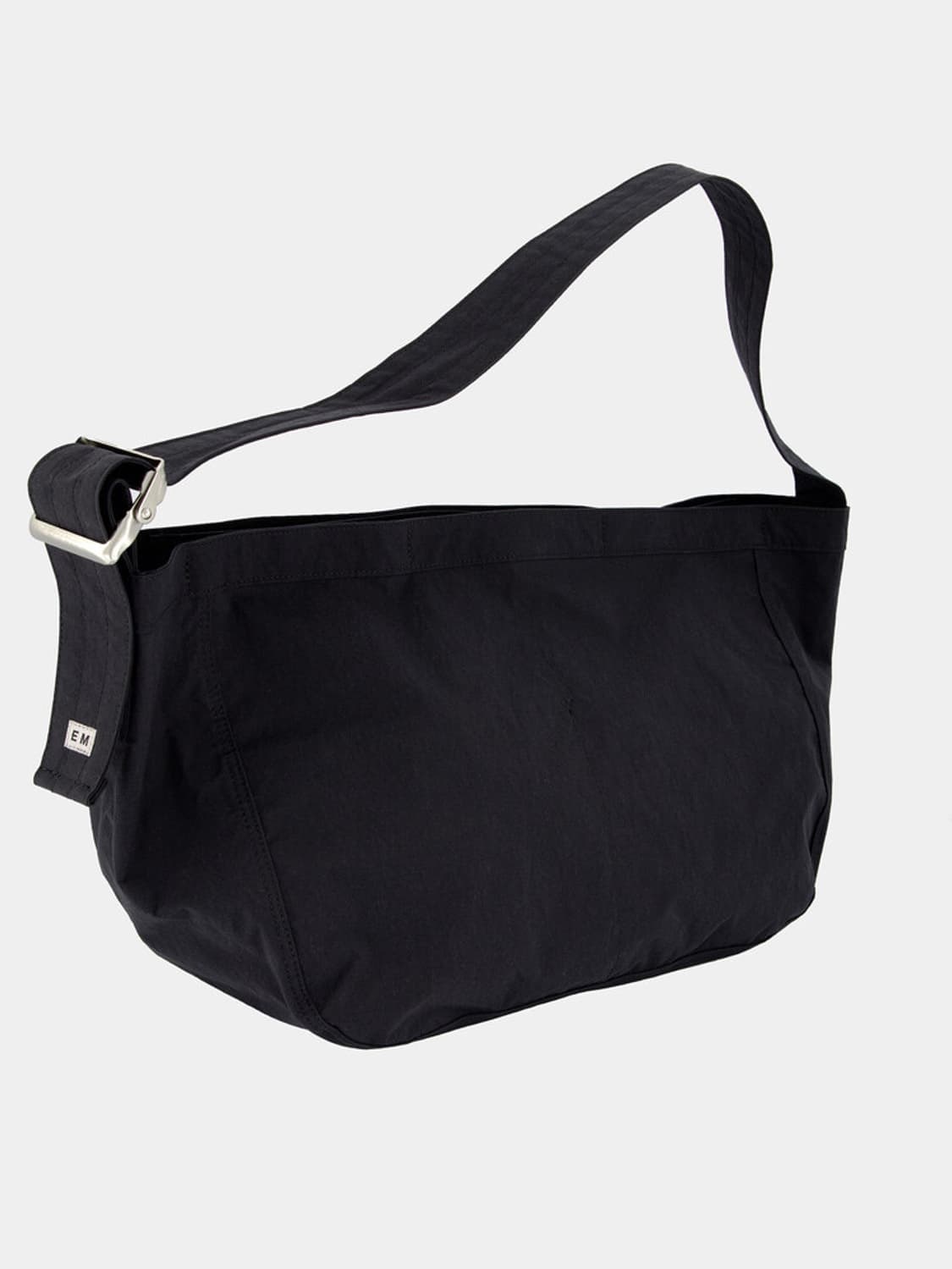 ends and means 엔즈앤드민즈 뉴스페이퍼백 블랙 상품이미지1