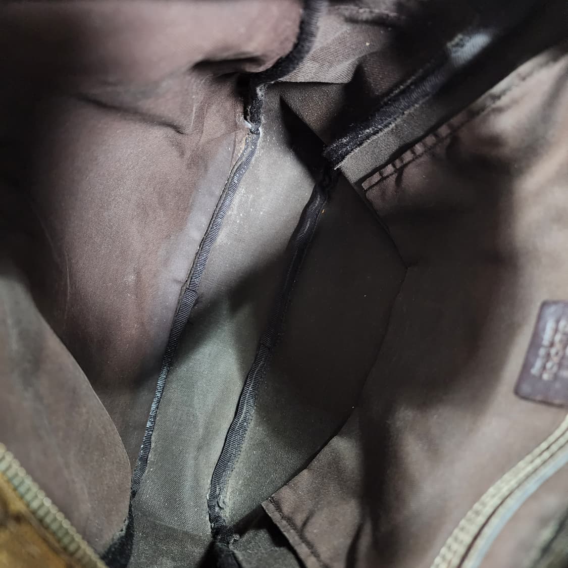 구찌 GG PVC 크로스백 상품이미지9