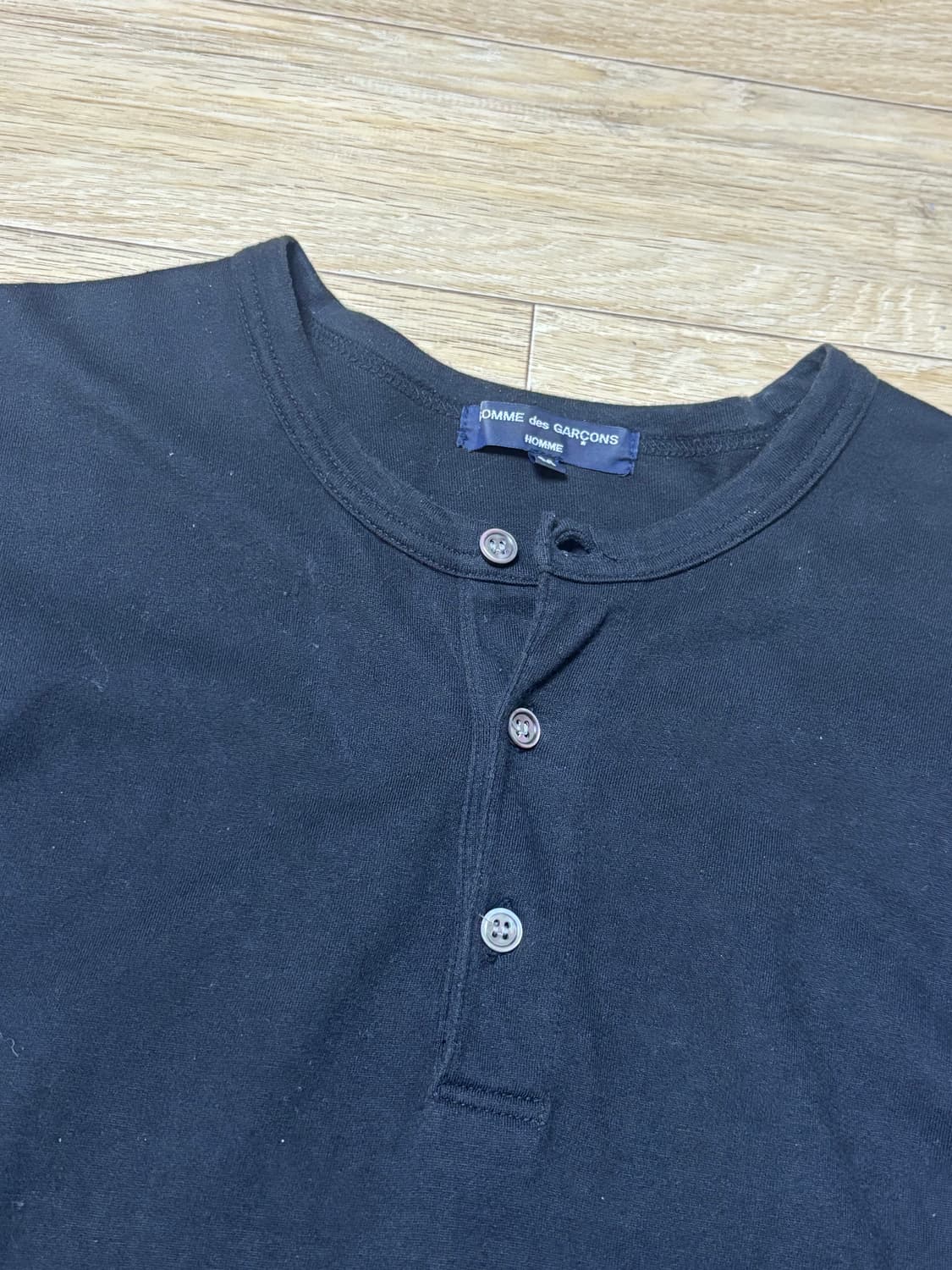 꼼데 옴므 헨리넥 반팔 상품이미지3