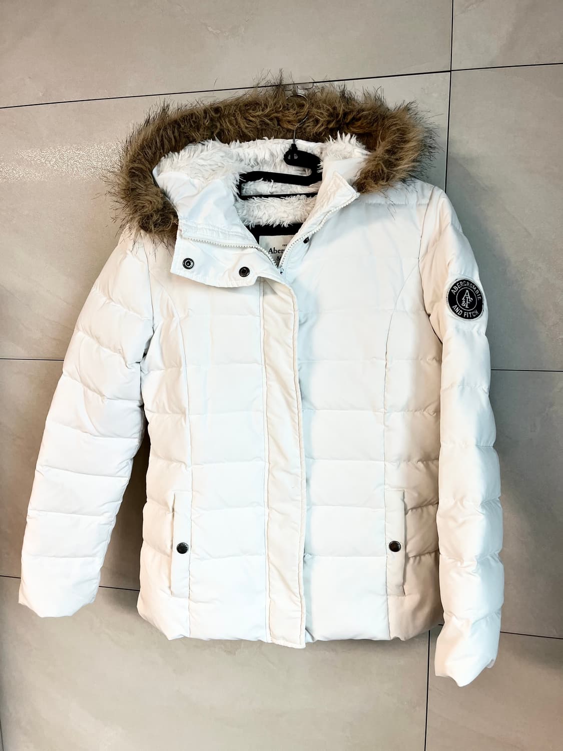 아베크롬비 울프죠 화이트 패딩 [M] 상품이미지5