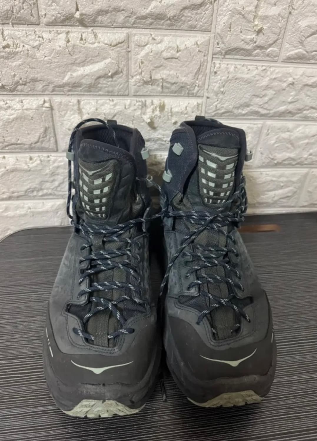 [295] 호카 x J.L-A.L 토르 울트라 하이 블루베리 제이다이트 상품이미지1