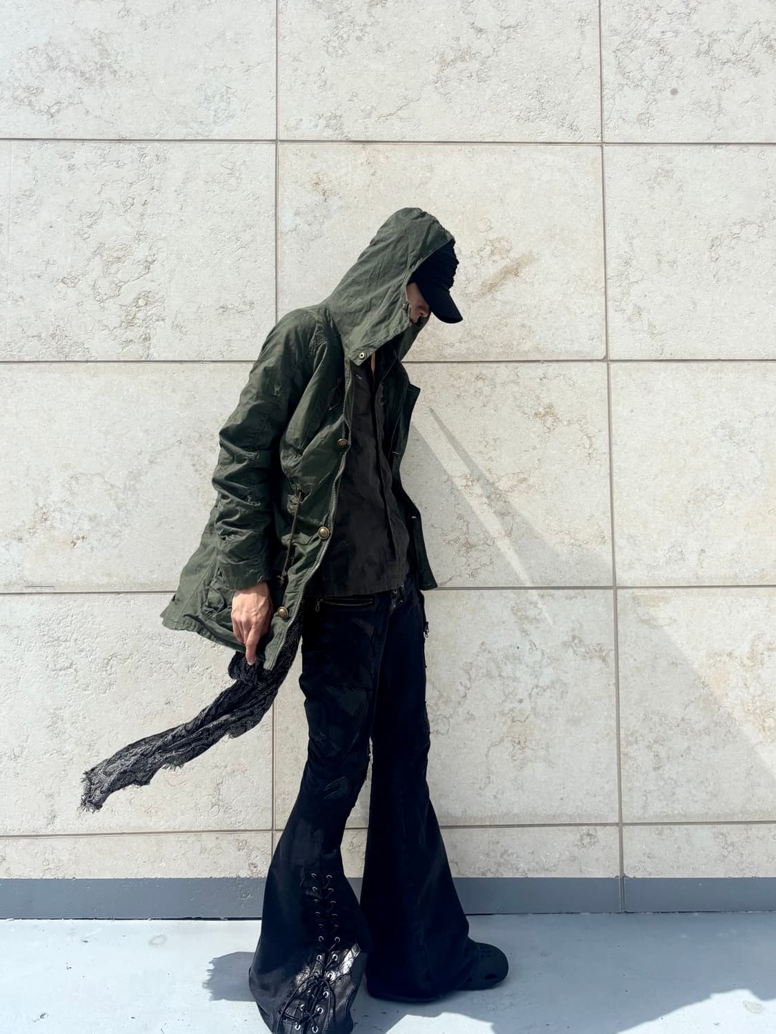 “Dig Deep” Grunge Mood Over Hooded Khaki 상품이미지2