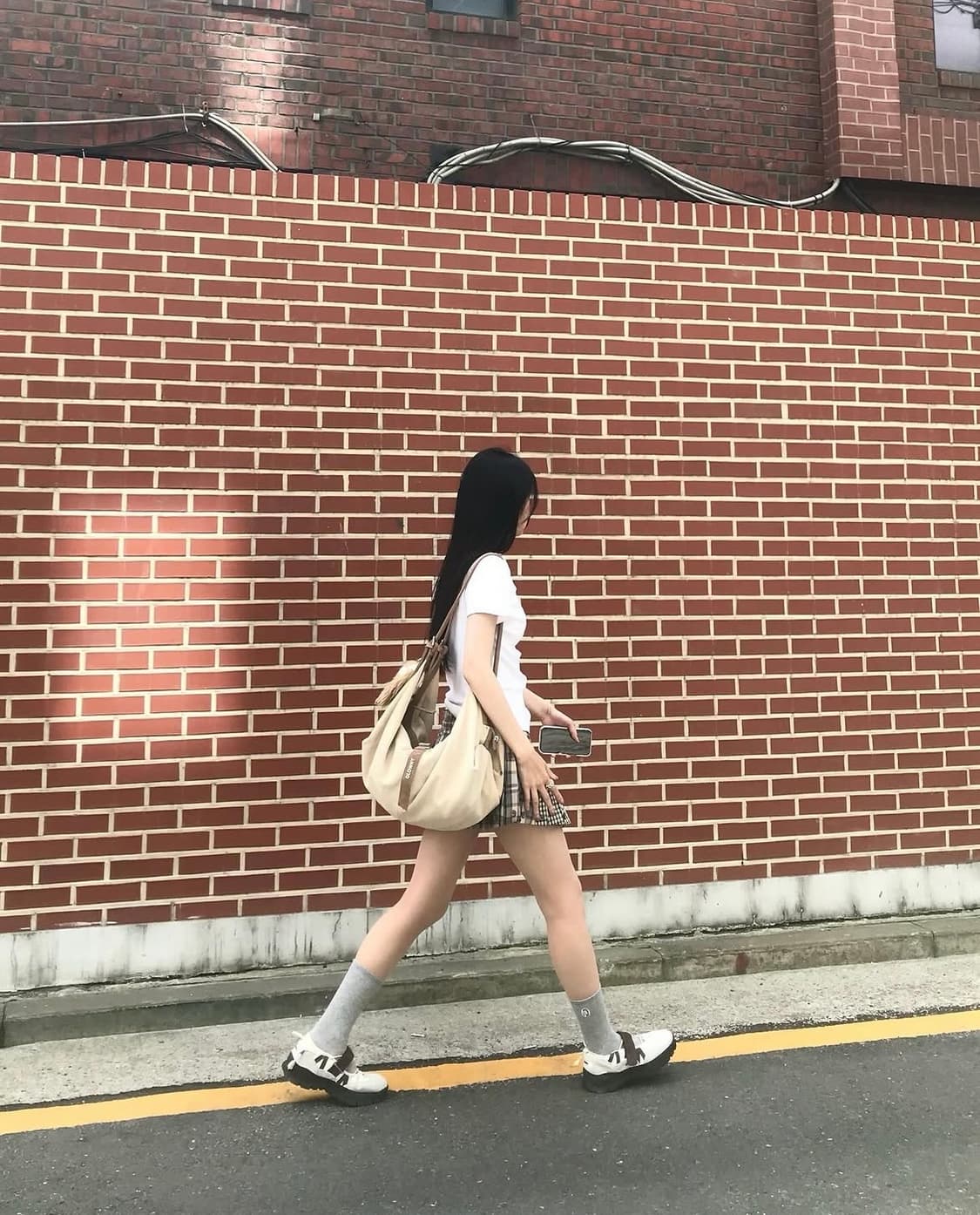 글로니 스웨이드 백  SUEDE HOBO BAG 상품이미지3