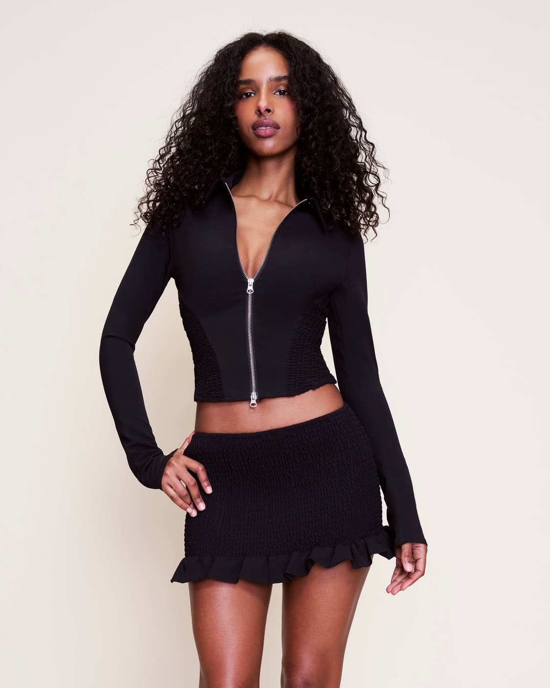 [S,M]귀조 25ss Apolline Smocked 미니 스커트/블랙 상품이미지1