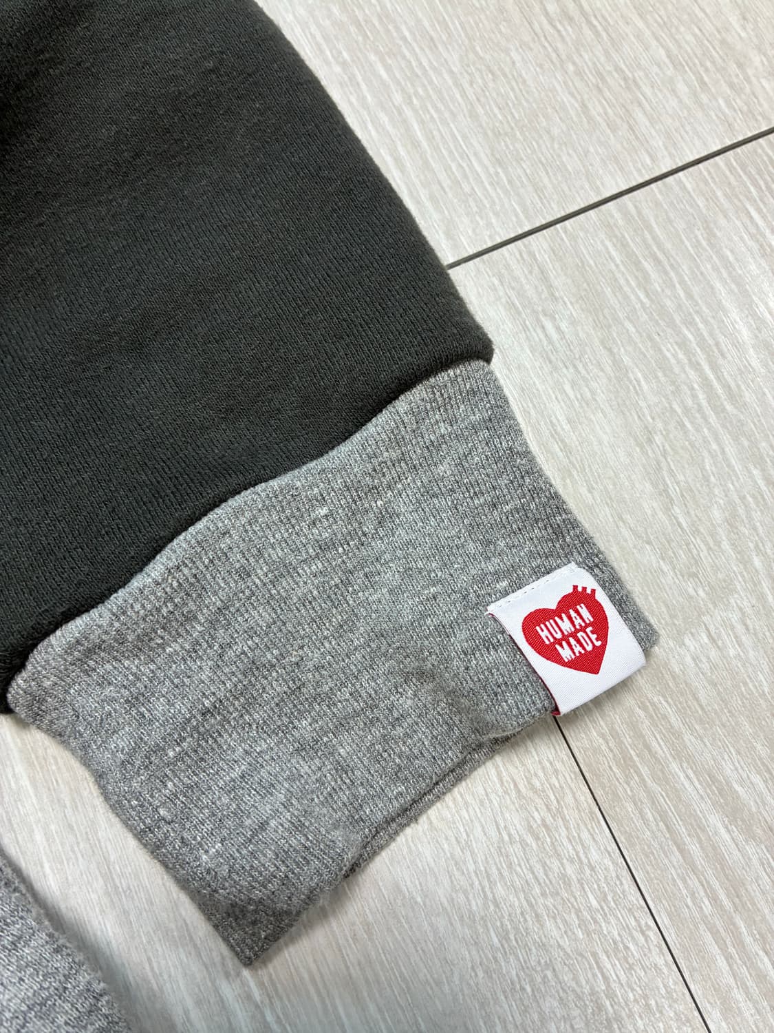 휴먼메이드 스웻 상품이미지3