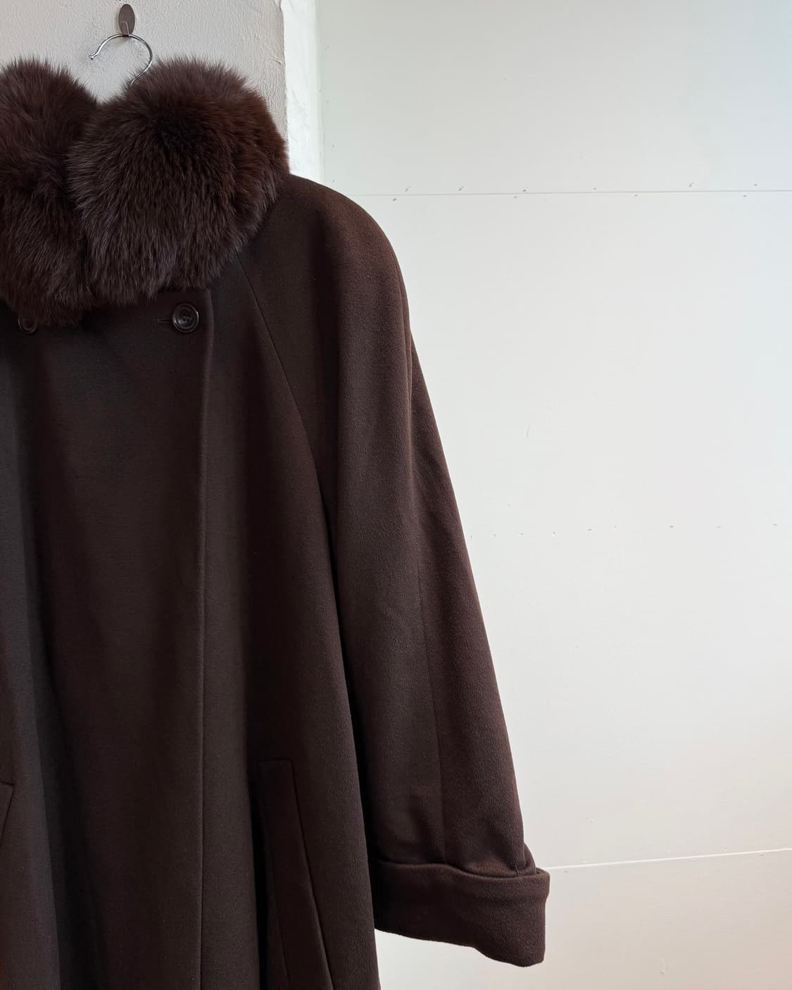 에스카다 브라운 캐시미어혼방 넥카라퍼 코트 상품이미지5