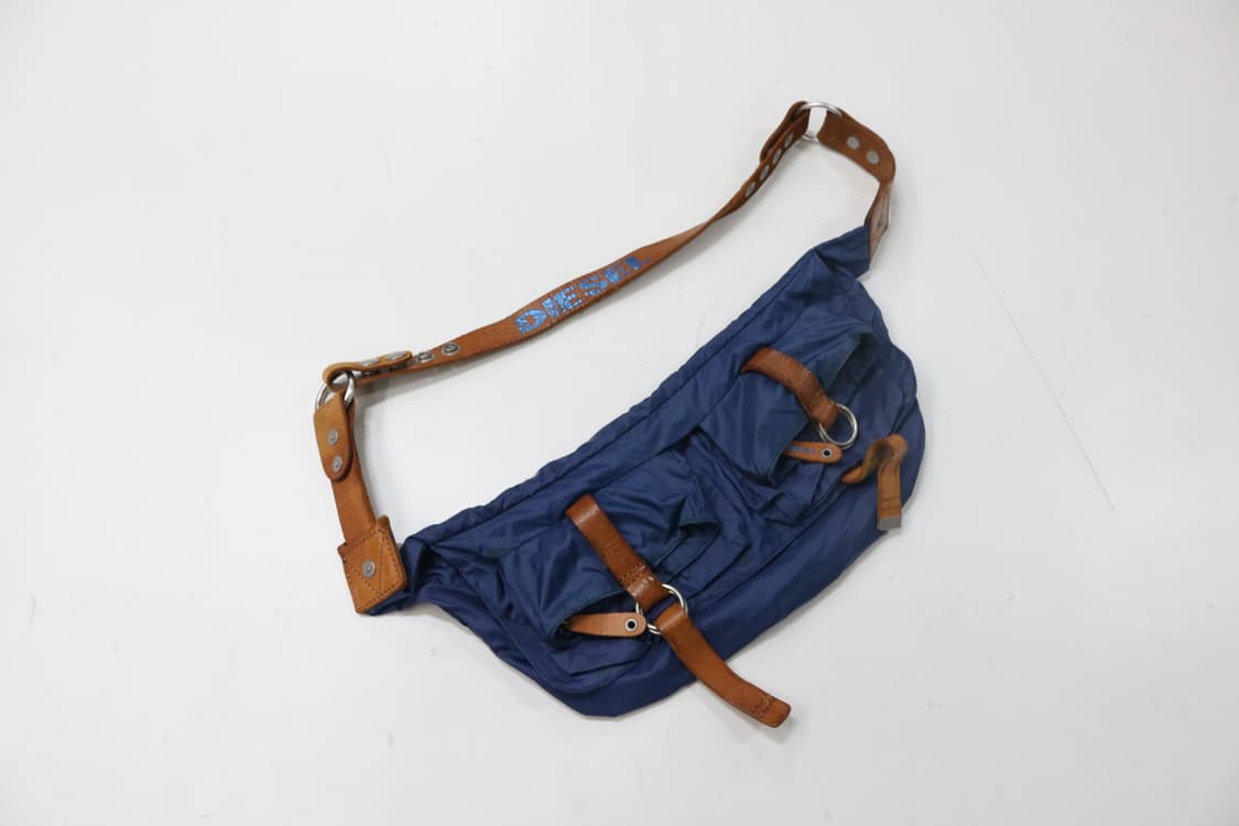 디젤 나일론 레더 배색 숄더백 상품이미지3