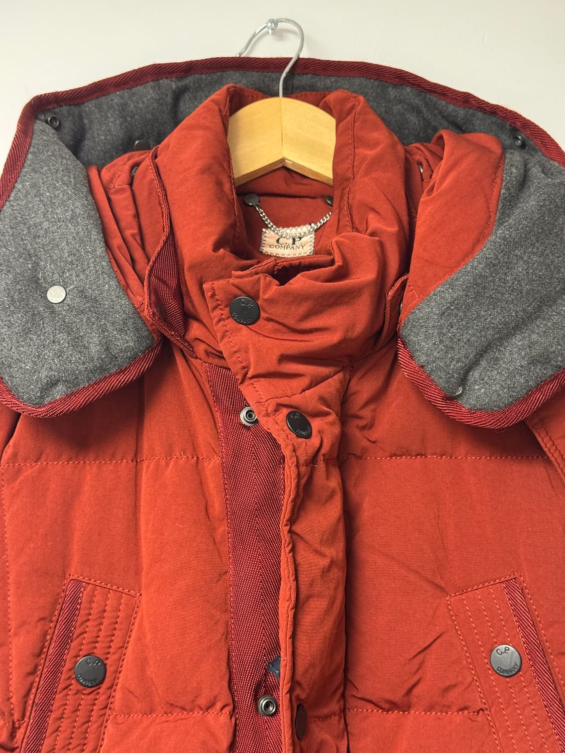 CP컴퍼니 고글 덕다운 패딩 자켓 L 상품이미지2