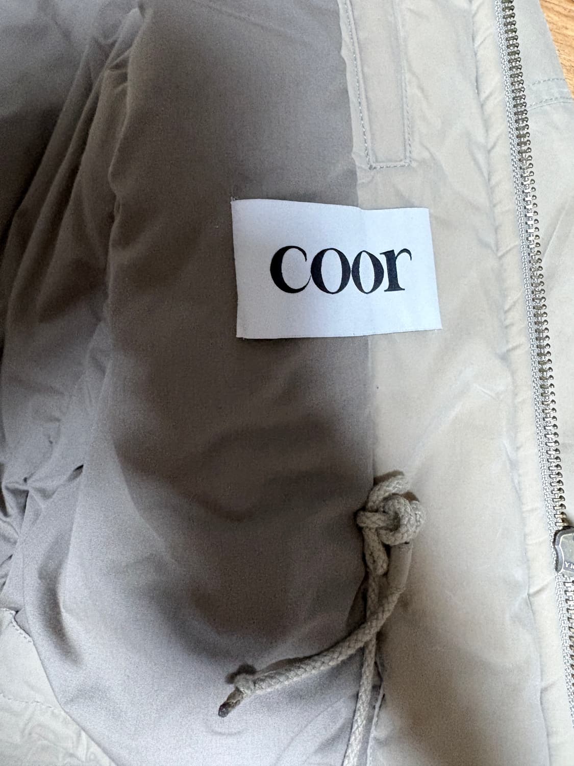 쿠어 왁스드 코튼 워싱 데크 봄버 샌드 베이지 상품이미지3