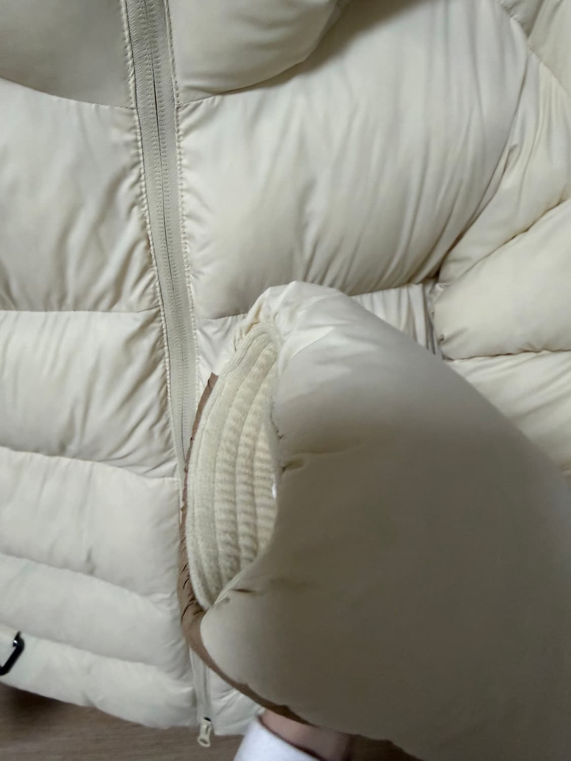 나이키 acg 패딩 거의 새상품 여성 M 사이즈 상품이미지5