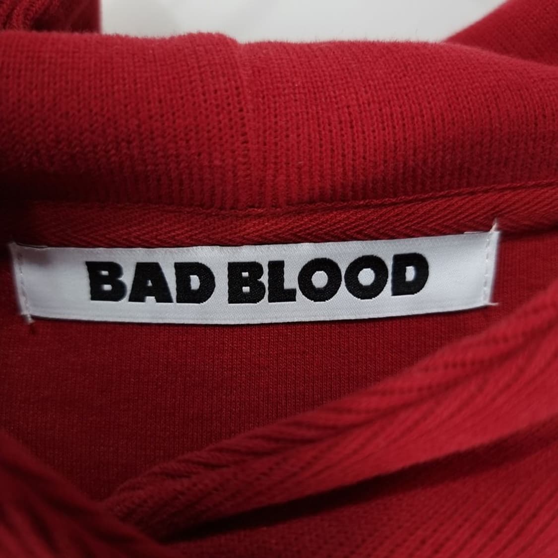 [배드블러드] 오프숄더 오버핏 후드티 버건디 M19899 상품이미지8