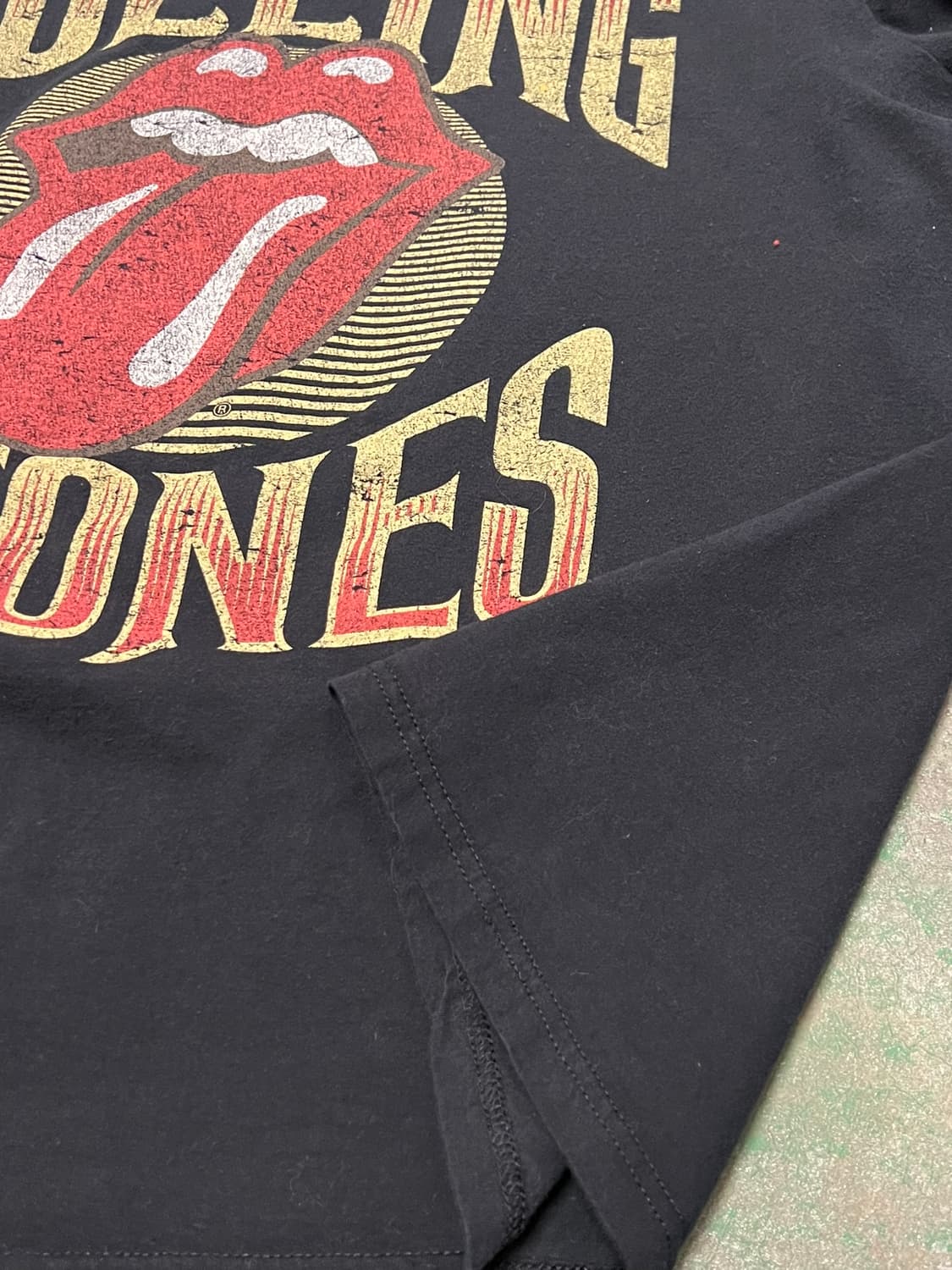 [XL] 롤링스톤즈 밴드티 오피셜 머천다이즈 반팔티 크랙 프린팅 굿즈 상품이미지7