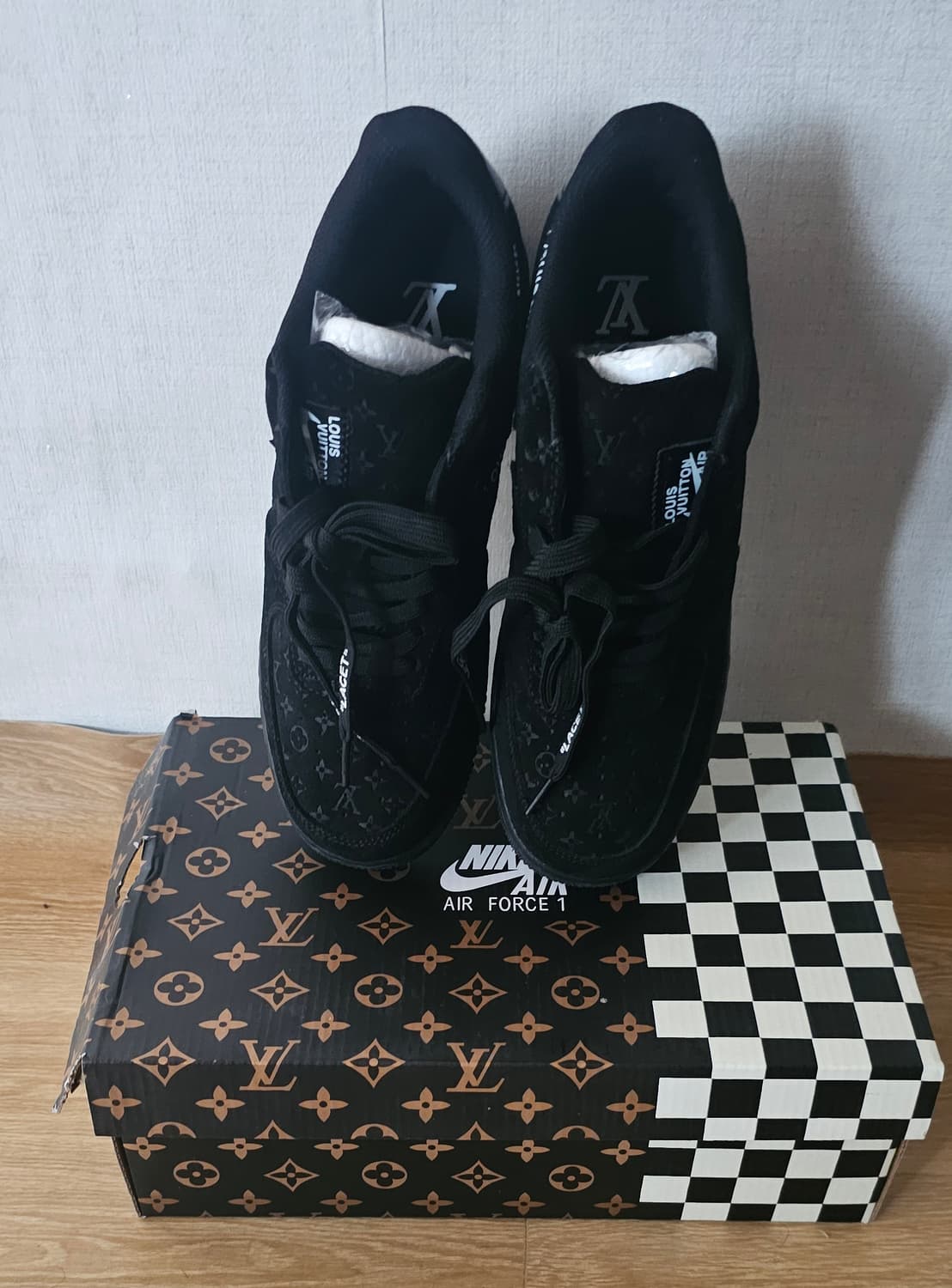 루이비통 나이키 에어 포스1 버질아블로260사이즈새상품미개봉 상품이미지2