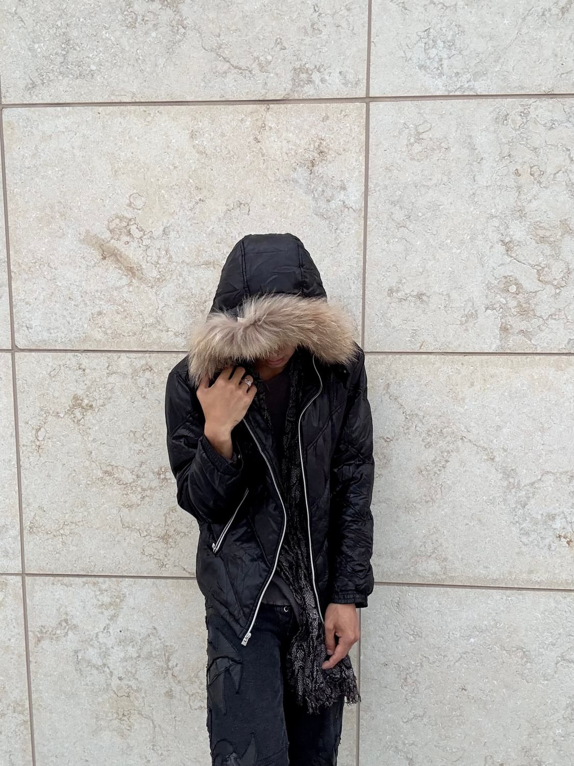 “VIRGIN VOYAGE” Chic Mood Black Fur Hood 상품이미지6