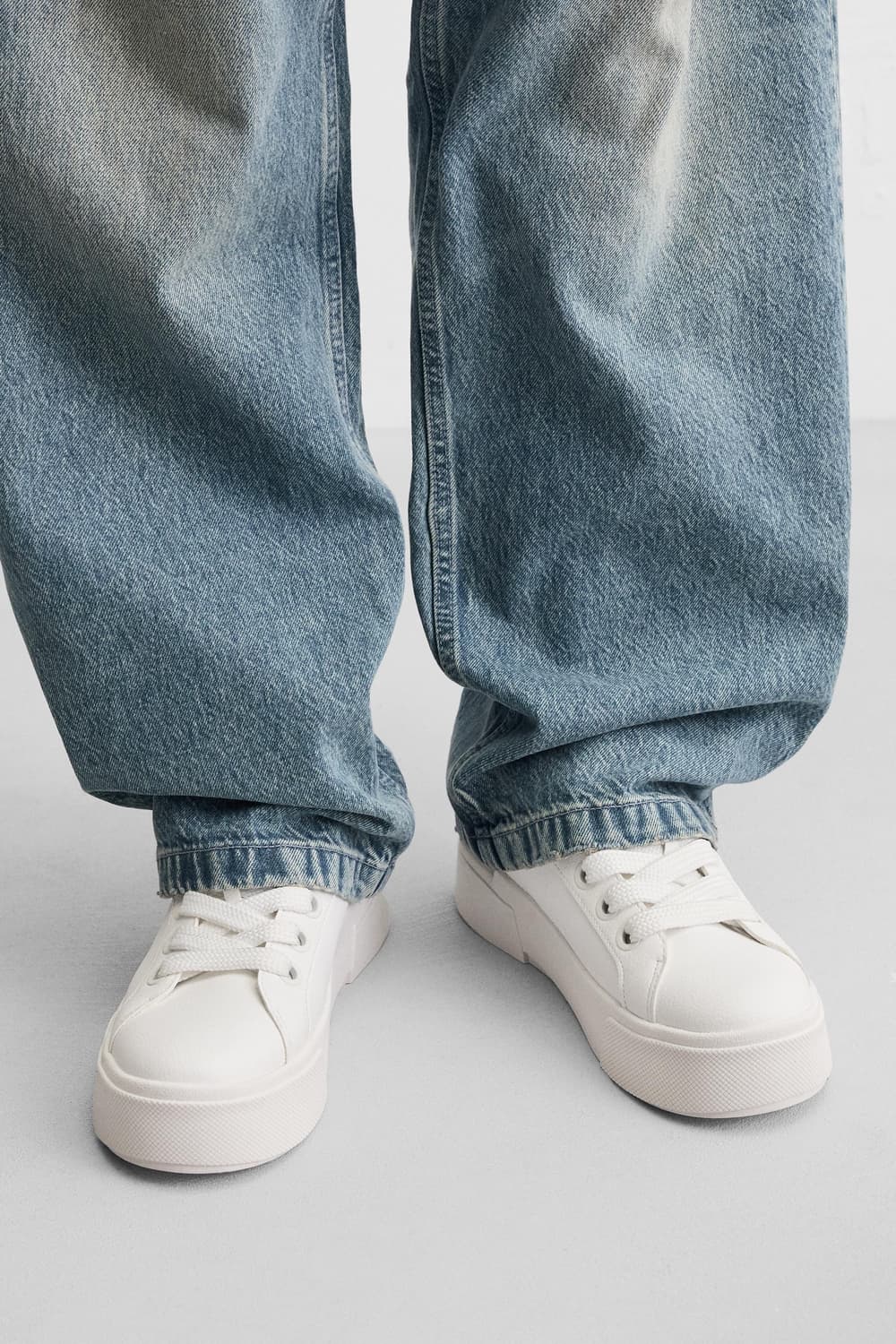 자라 화이트 스니커즈 43 상품이미지4