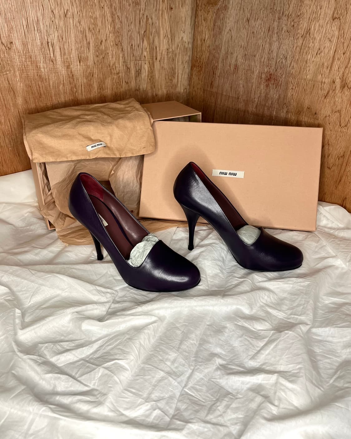 미우미우 바이올렛 레더 펌프스 상품이미지1