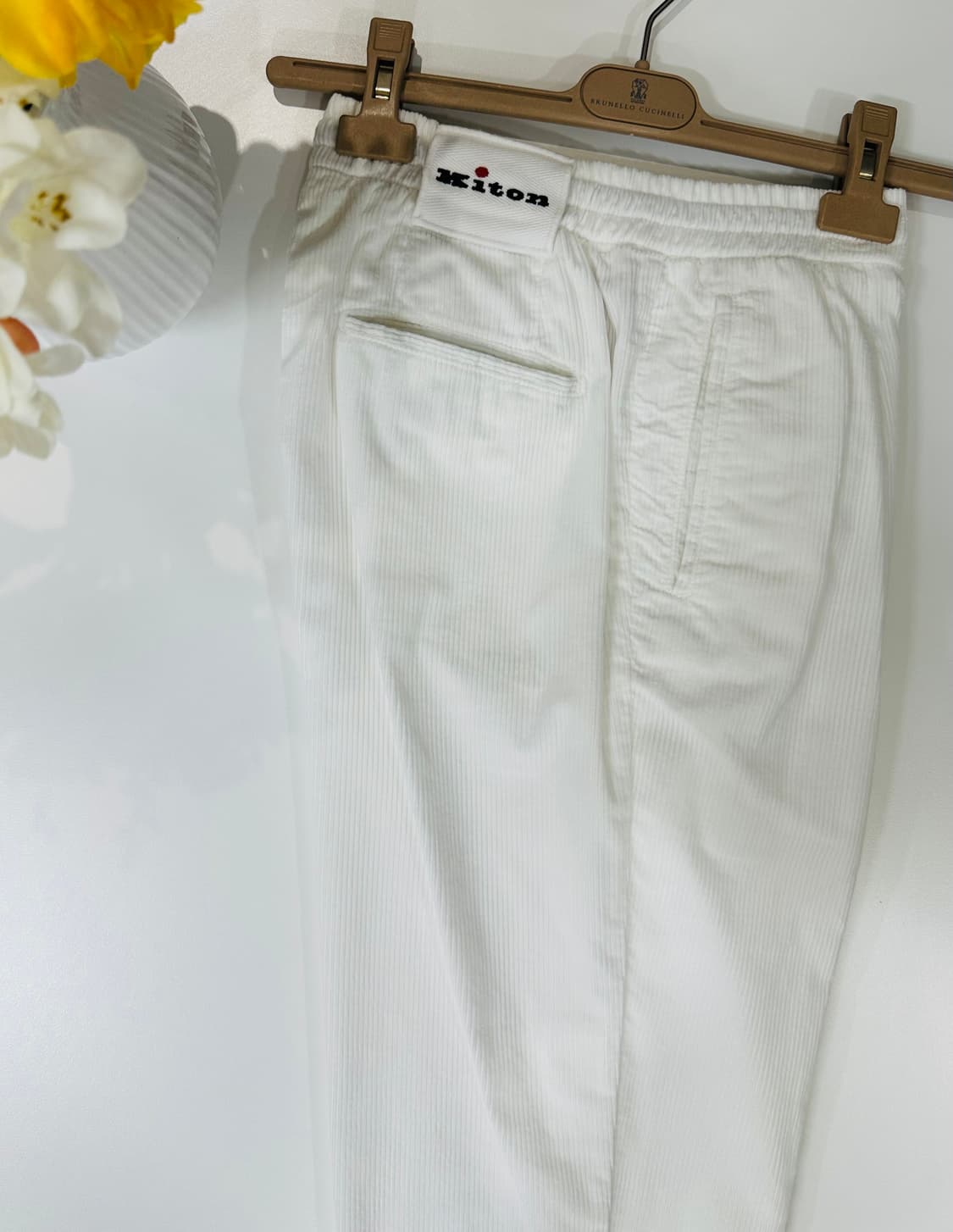 키톤 나폴리 새상품 코듀로이 드로스트링 화이트 팬츠 상품이미지1