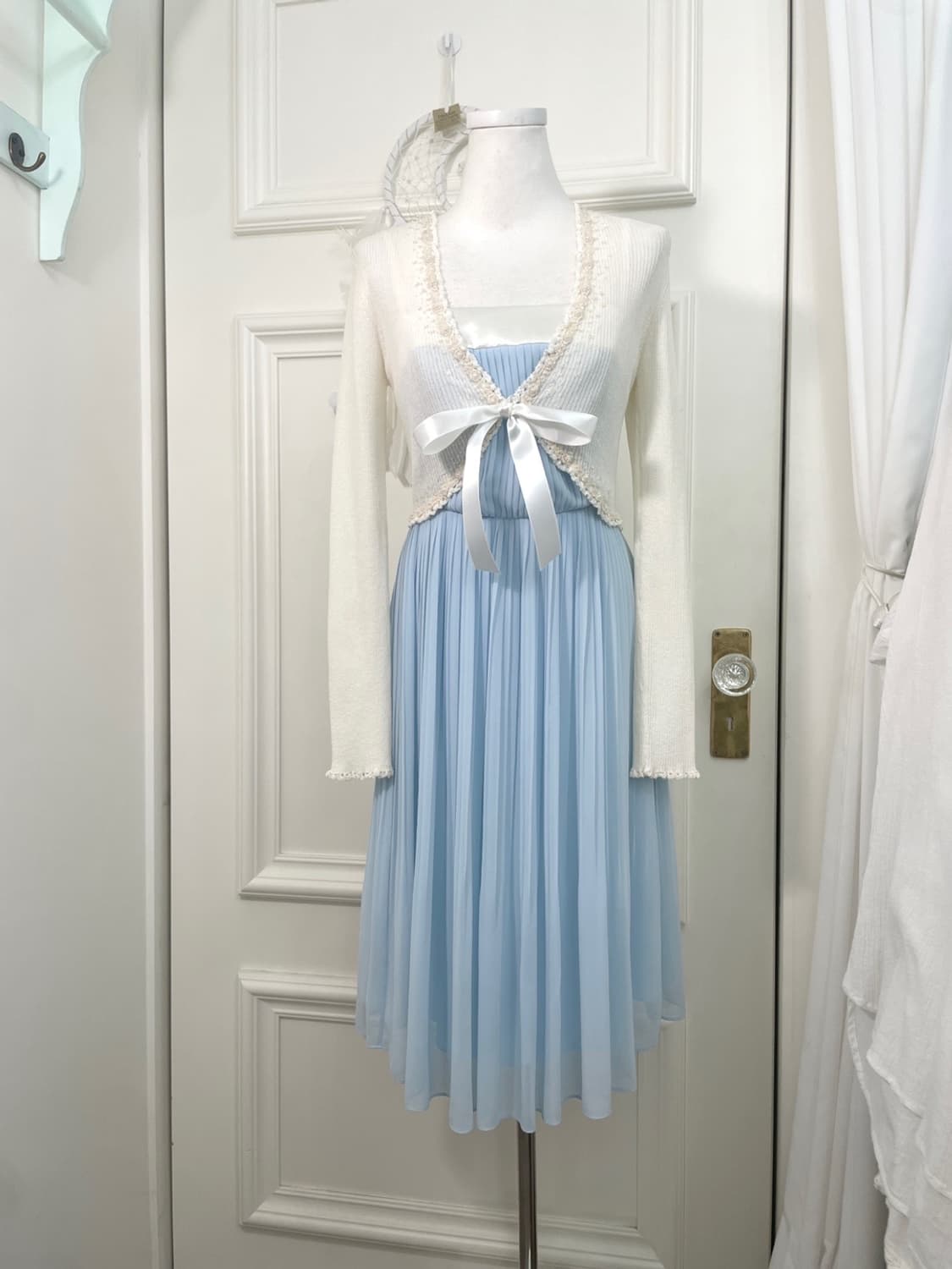 sky blue pleats satin point opc(size-7) 상품이미지8