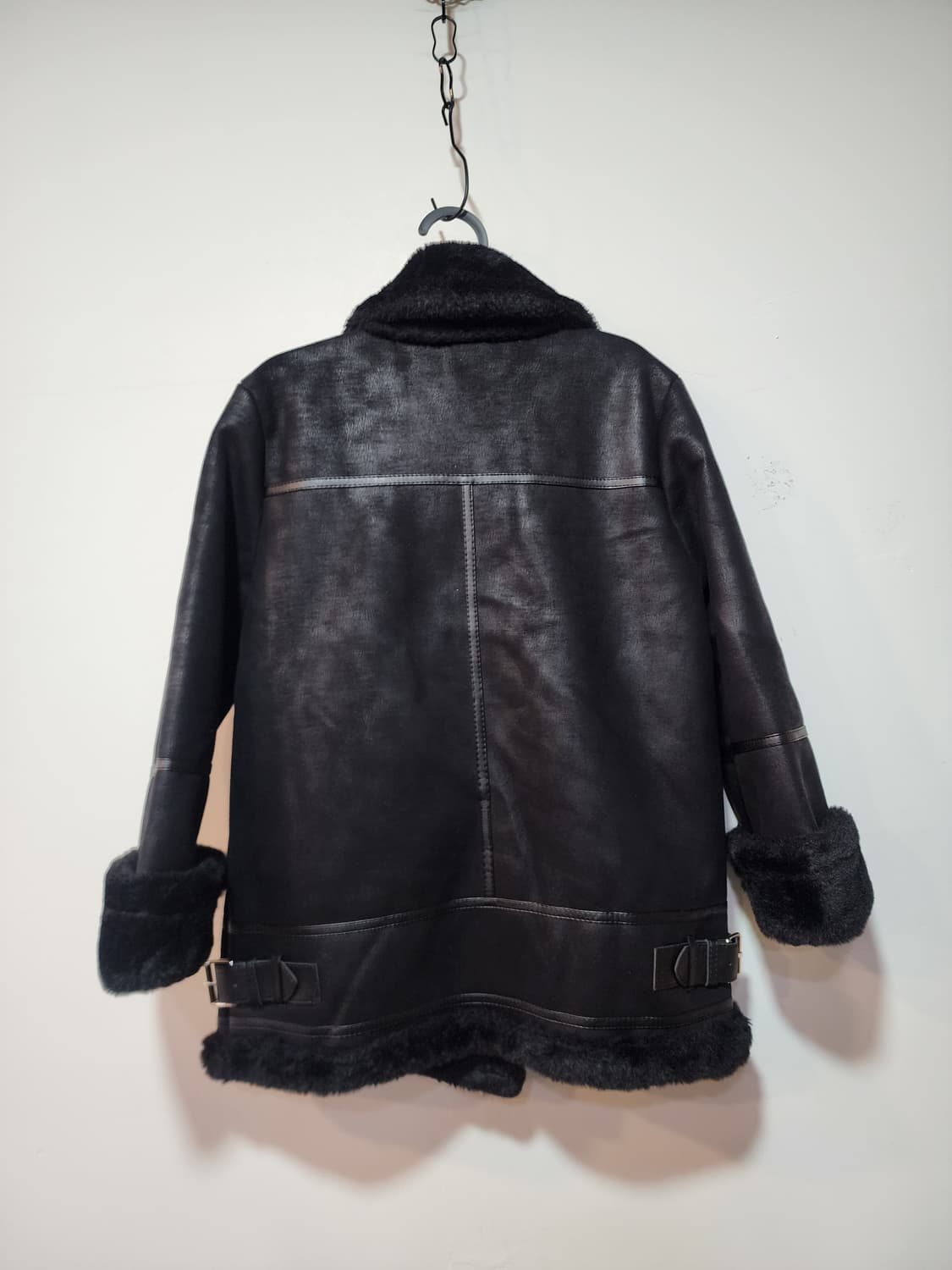 ZEN 블랙 무스탕 자켓 상품이미지4