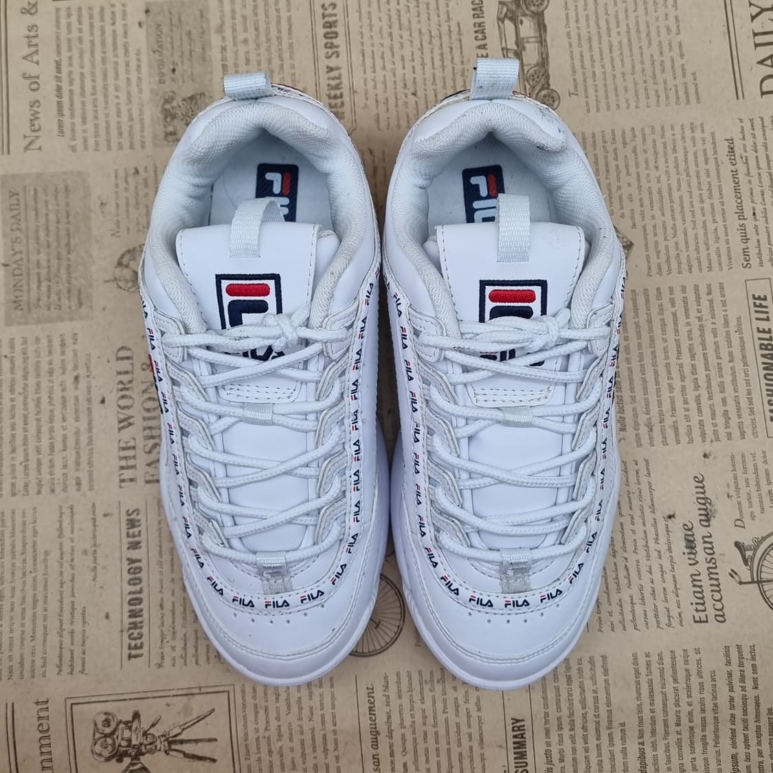 휠라 디스럽터2 운동화 220 상품이미지2