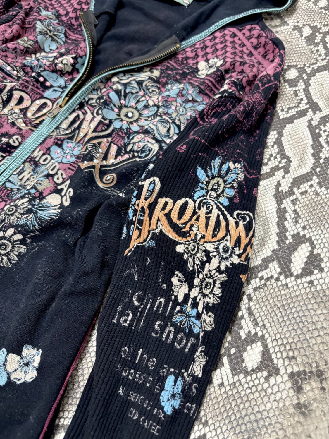 “Vintage” 00’s Design Oriental Mood Hood 상품이미지5