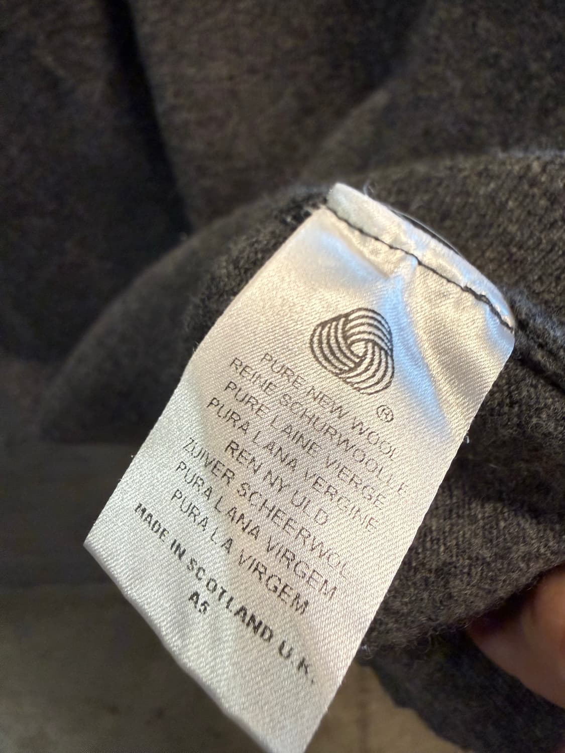 L 버버리 BURBERRY 램스울 니트 반팔 스웨터 그레이 상품이미지6