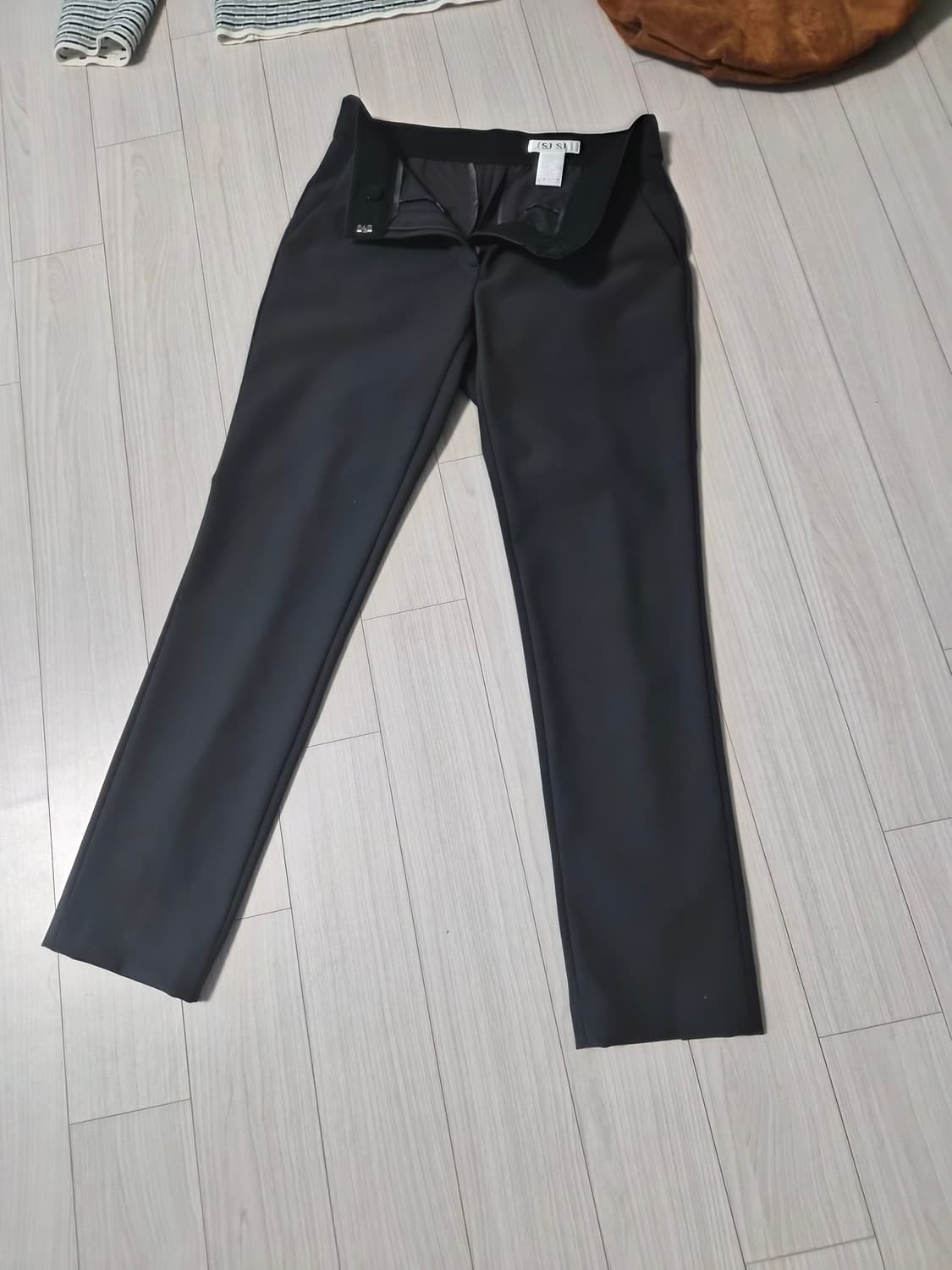 [SJ SJ] 슬림 일자핏 밴딩 팬츠 (차콜/다크그레이) 상품이미지2